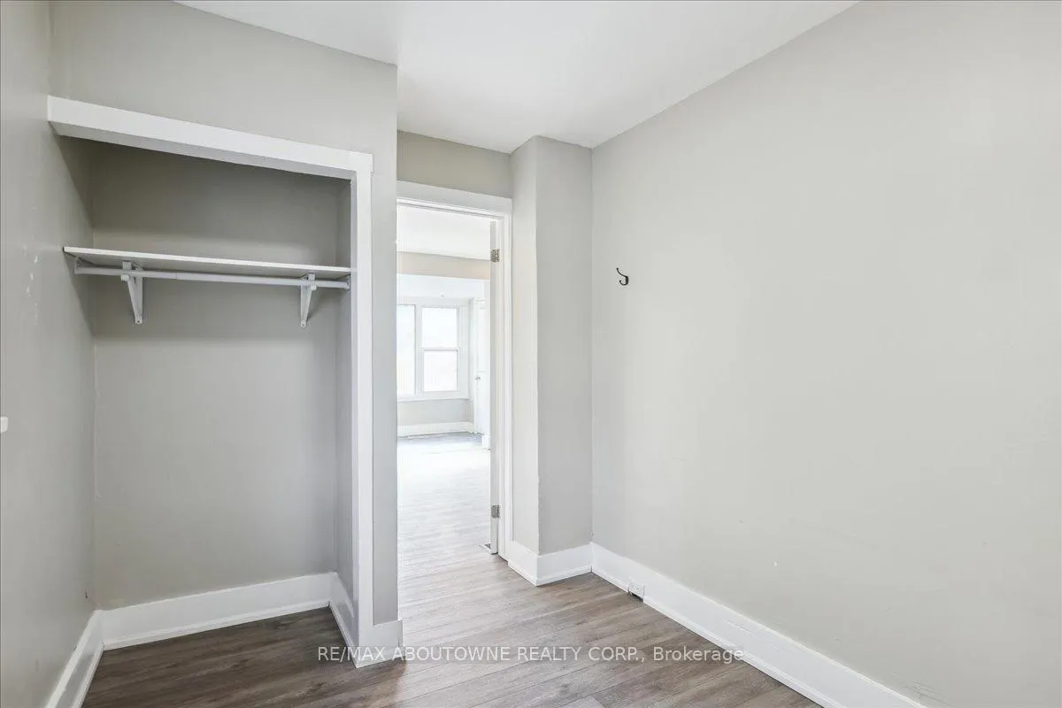 Photo 13 of 19 Seneca Street, St. Catharines, E. Chester — HOMEH