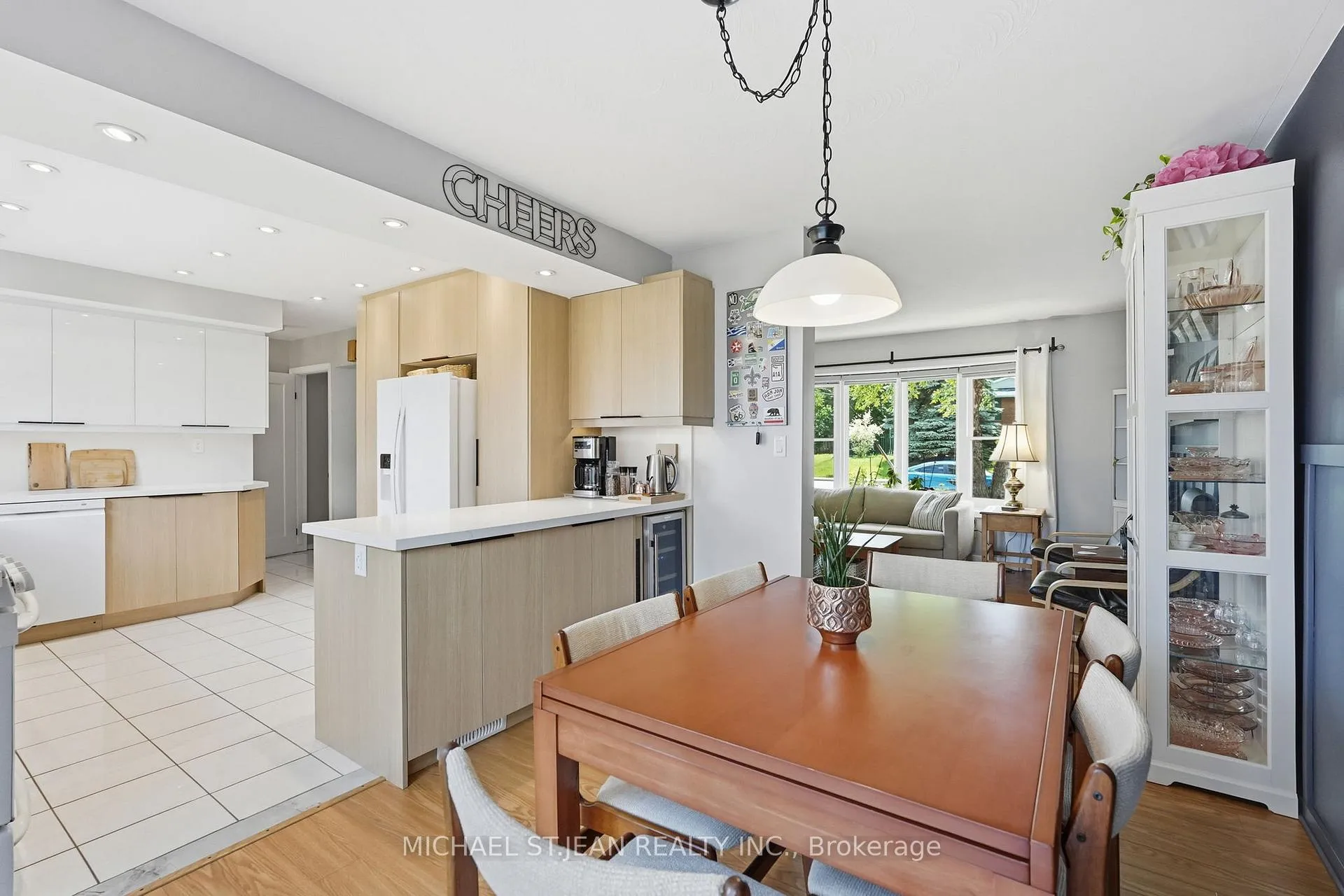 Photo 13 of 6 Darlington Drive, Hamilton, Gilbert — HOMEH