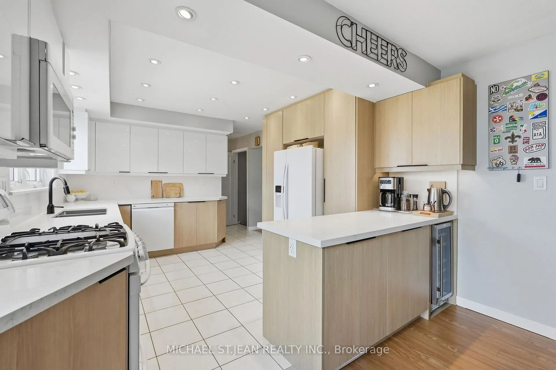 Photo 14 of 6 Darlington Drive, Hamilton, Gilbert — HOMEH