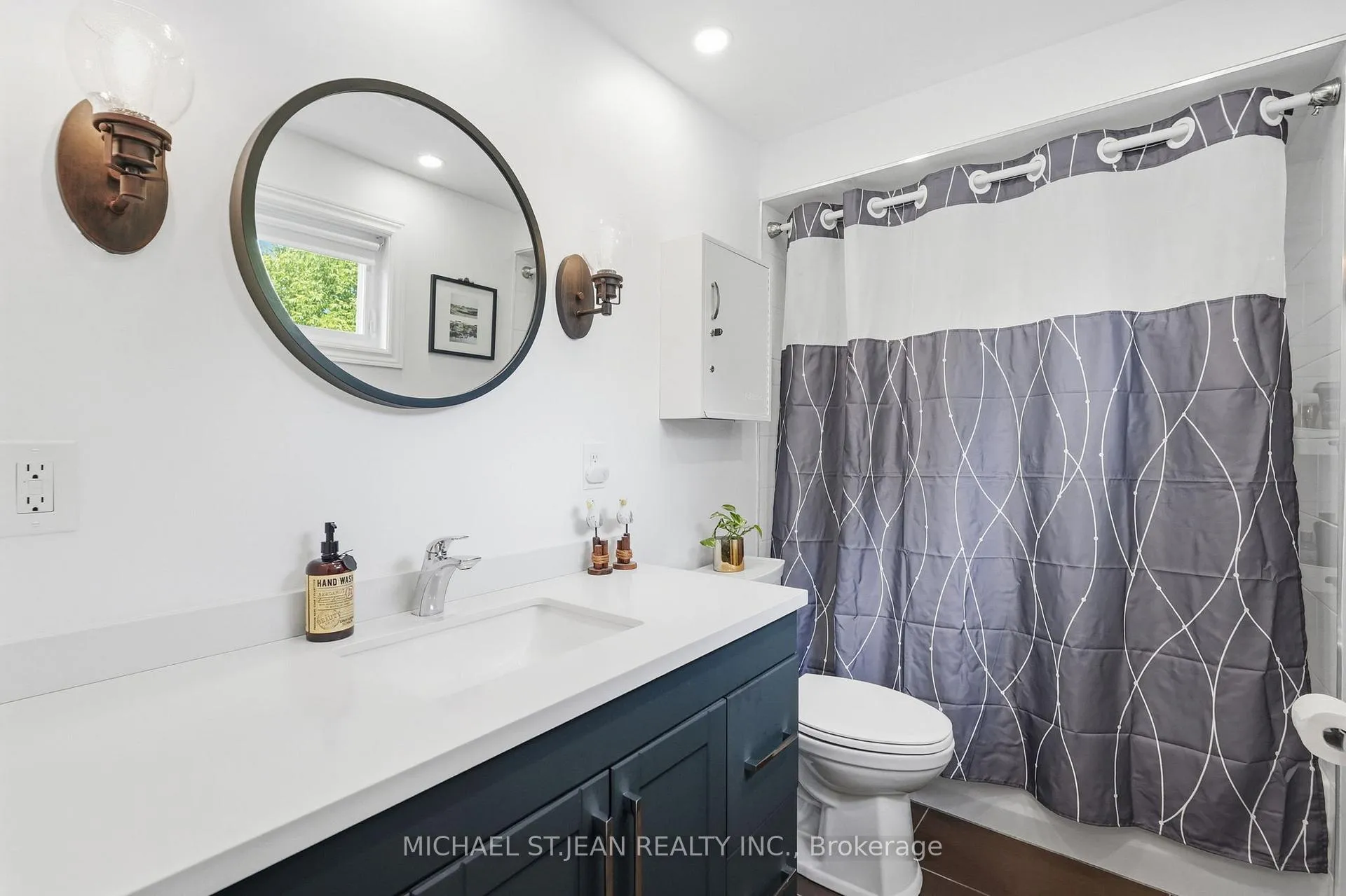Photo 27 of 6 Darlington Drive, Hamilton, Gilbert — HOMEH