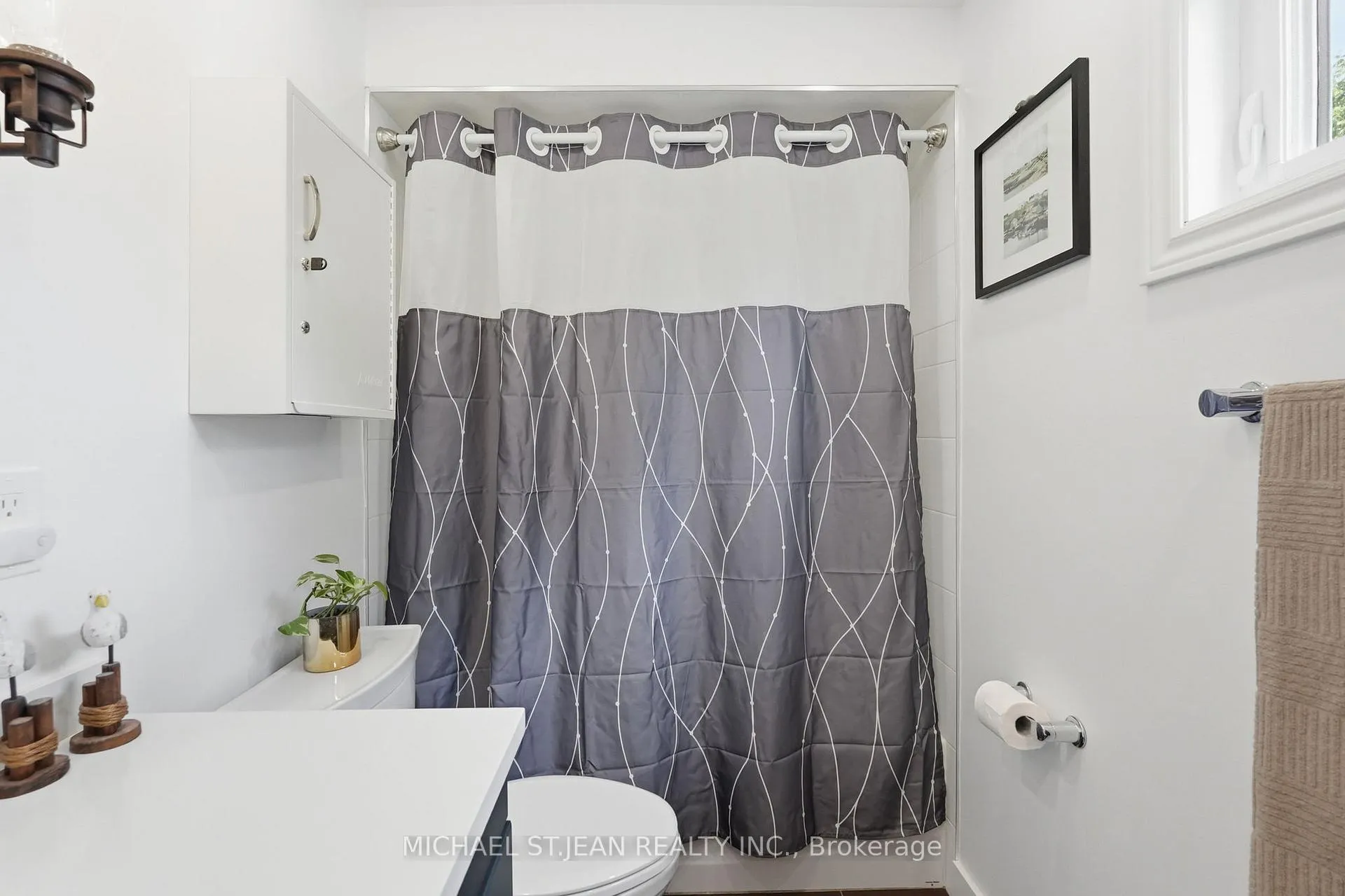 Photo 28 of 6 Darlington Drive, Hamilton, Gilbert — HOMEH