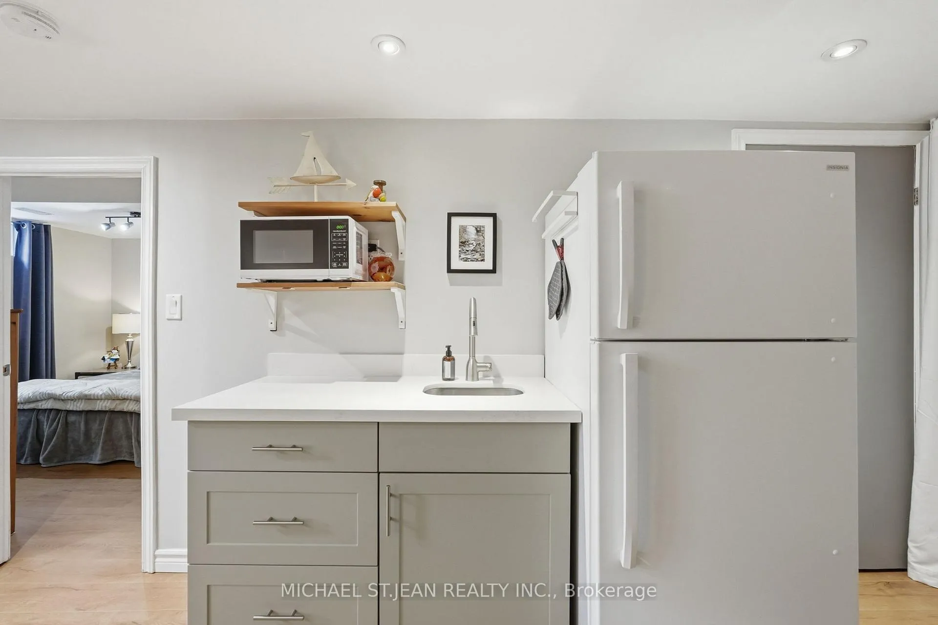 Photo 34 of 6 Darlington Drive, Hamilton, Gilbert — HOMEH