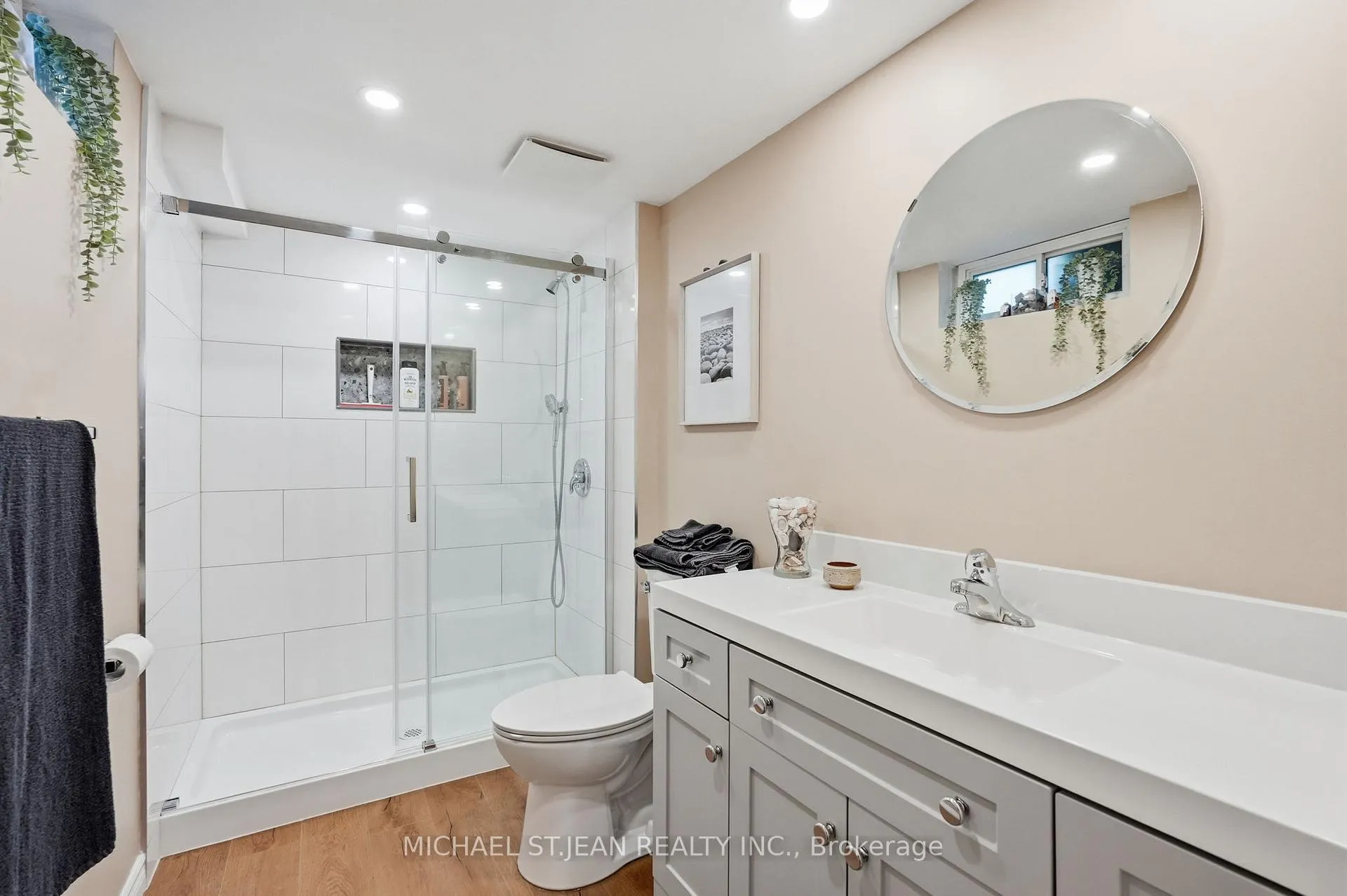 Photo 41 of 6 Darlington Drive, Hamilton, Gilbert — HOMEH
