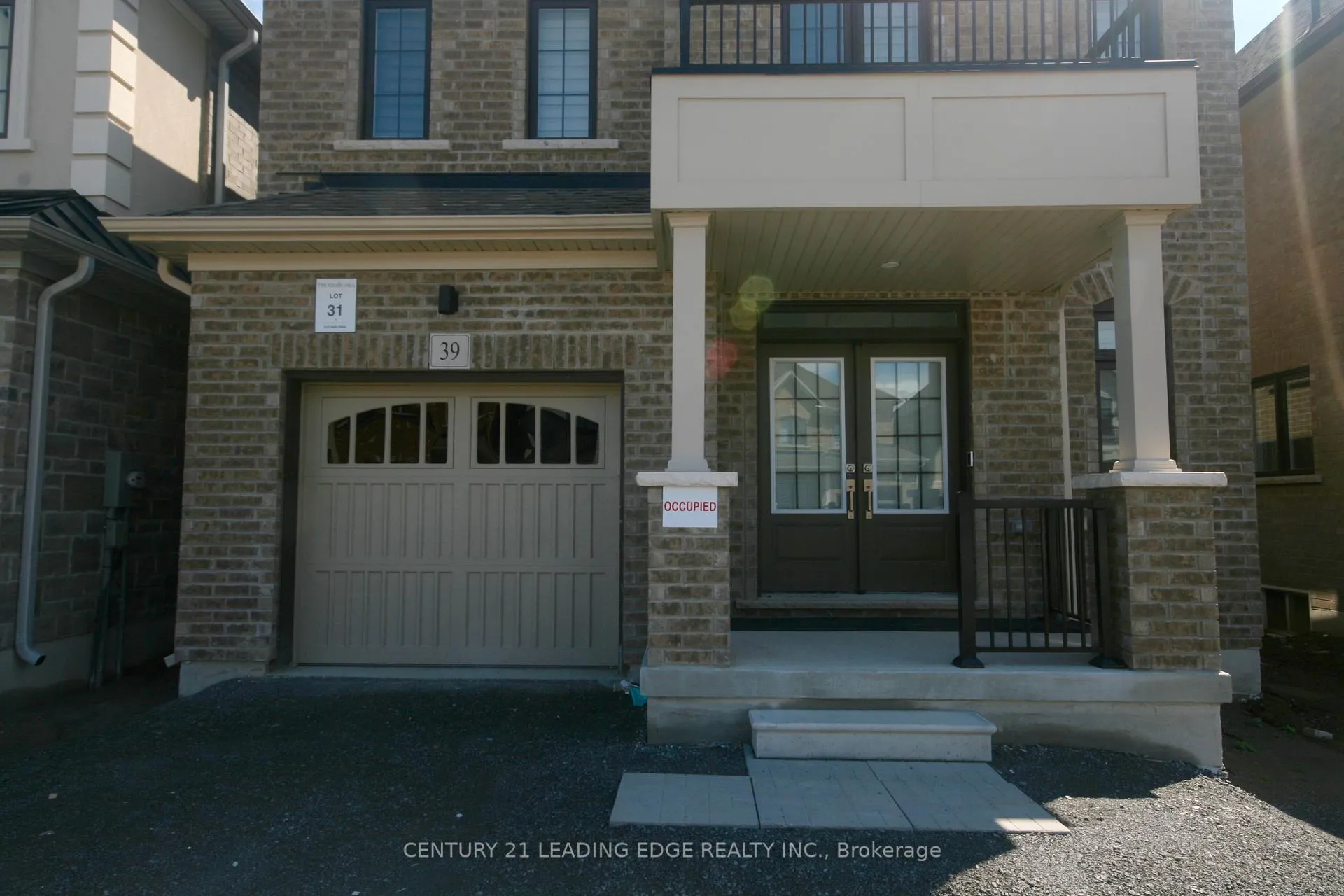 Photo 2 of 39 Ed Ewert Avenue, Clarington, Newcastle — HOMEH