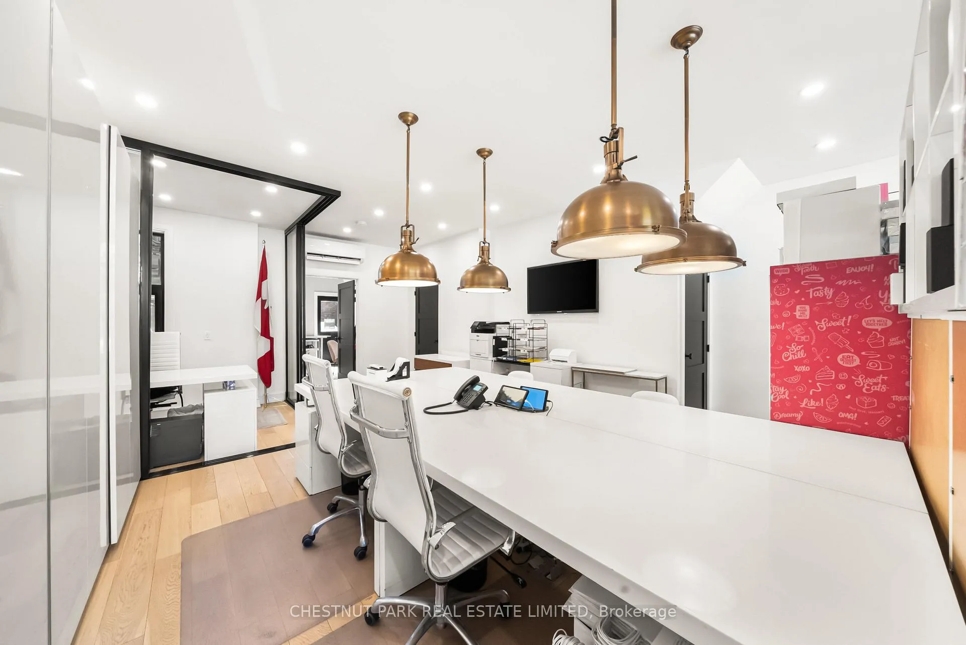 Photo 8 of 953 Mount Pleasant Road, Toronto, Mount Pleasant East — HOMEH
