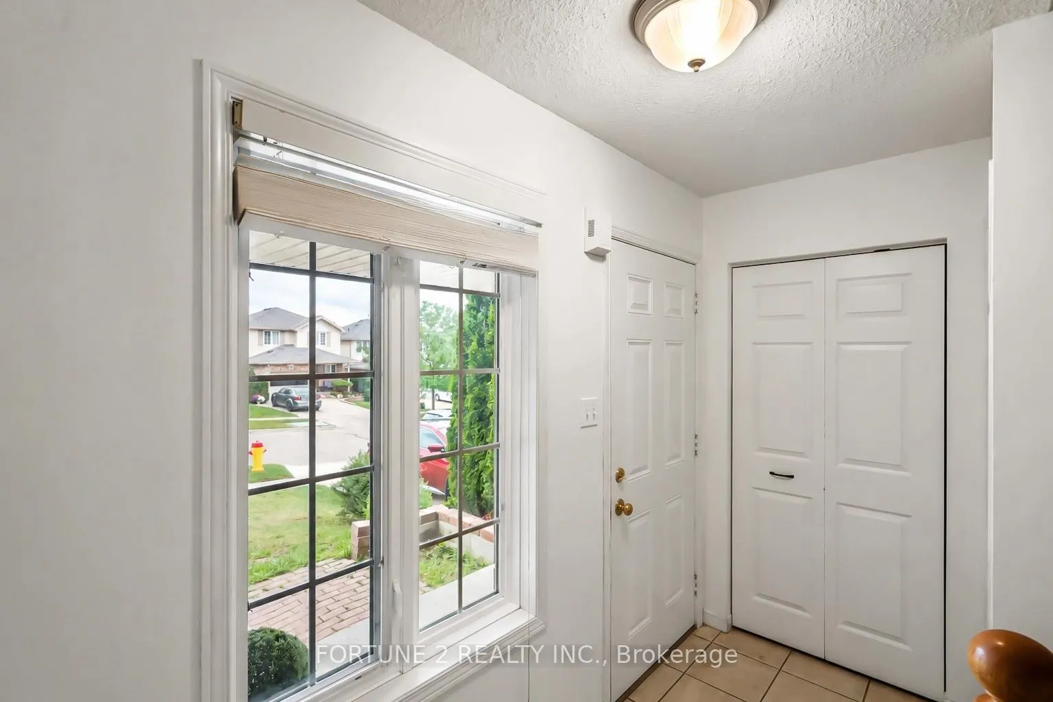 Photo 8 of 36 Joshua Street, Kitchener, Country Hills East — HOMEH
