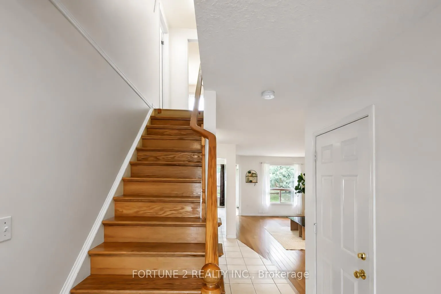 Photo 9 of 36 Joshua Street, Kitchener, Country Hills East — HOMEH