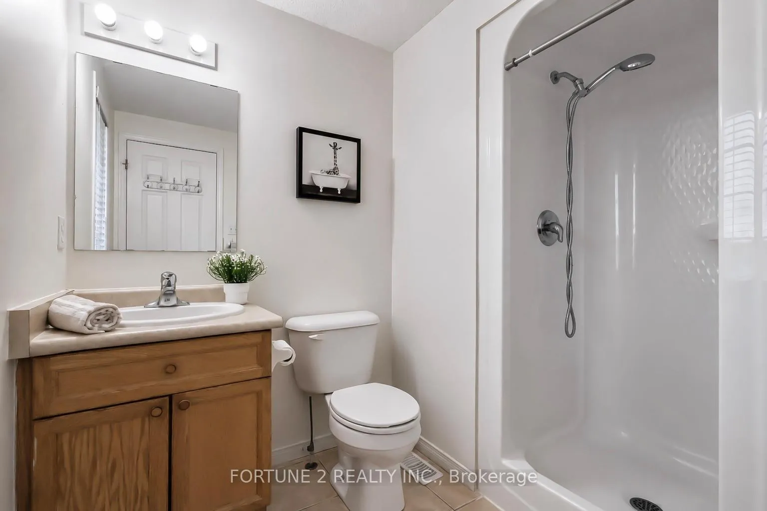 Photo 17 of 36 Joshua Street, Kitchener, Country Hills East — HOMEH