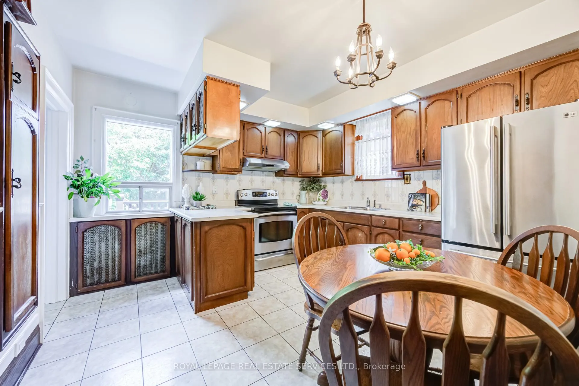 Photo 14 of 51 Halford Avenue, Toronto, Runnymede-Bloor West Village — HOMEH