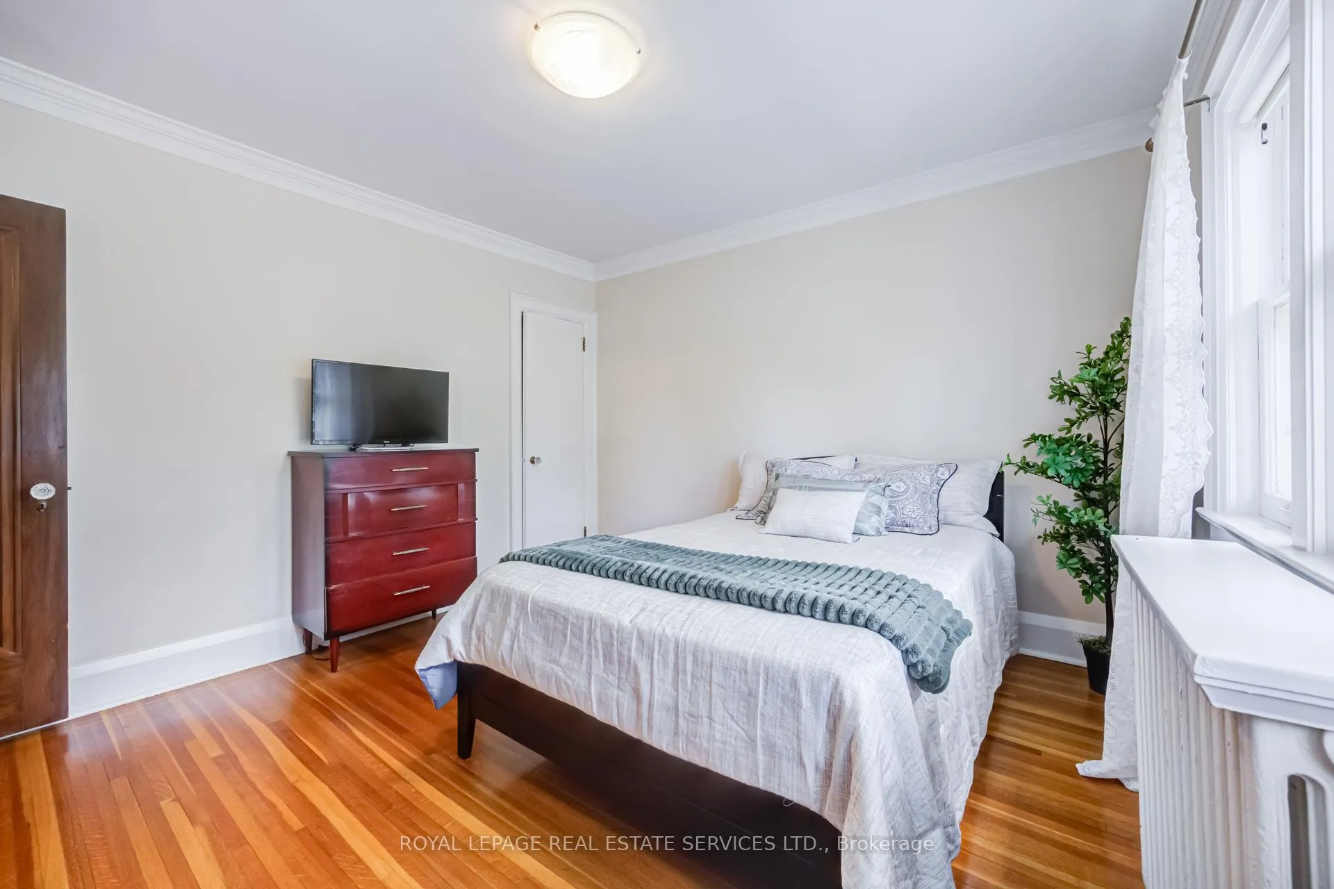 Photo 23 of 51 Halford Avenue, Toronto, Runnymede-Bloor West Village — HOMEH