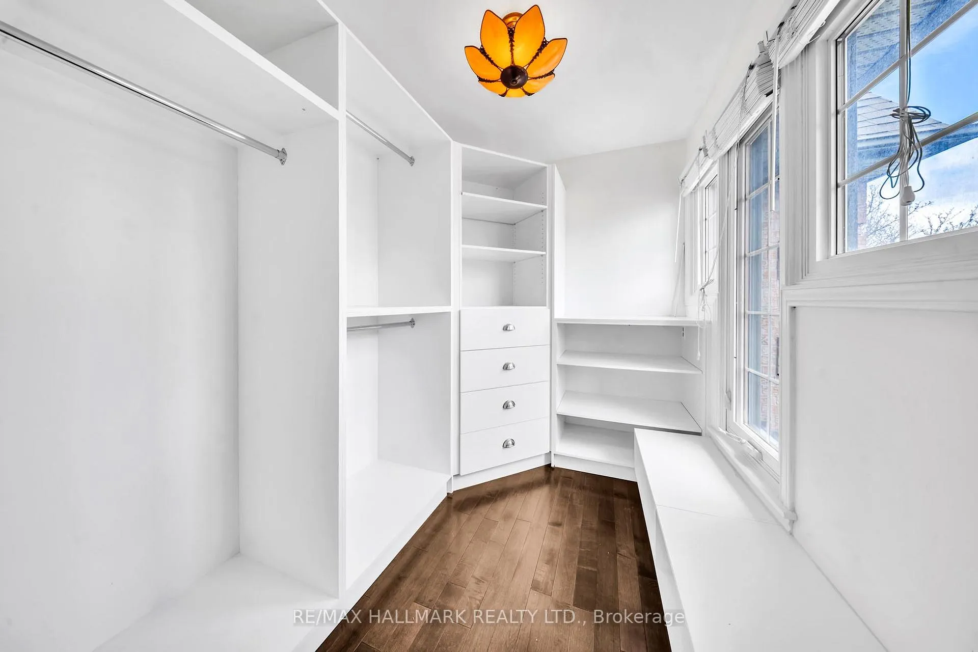 Photo 19 of 29 Petch Crescent, Aurora, Aurora Highlands — HOMEH