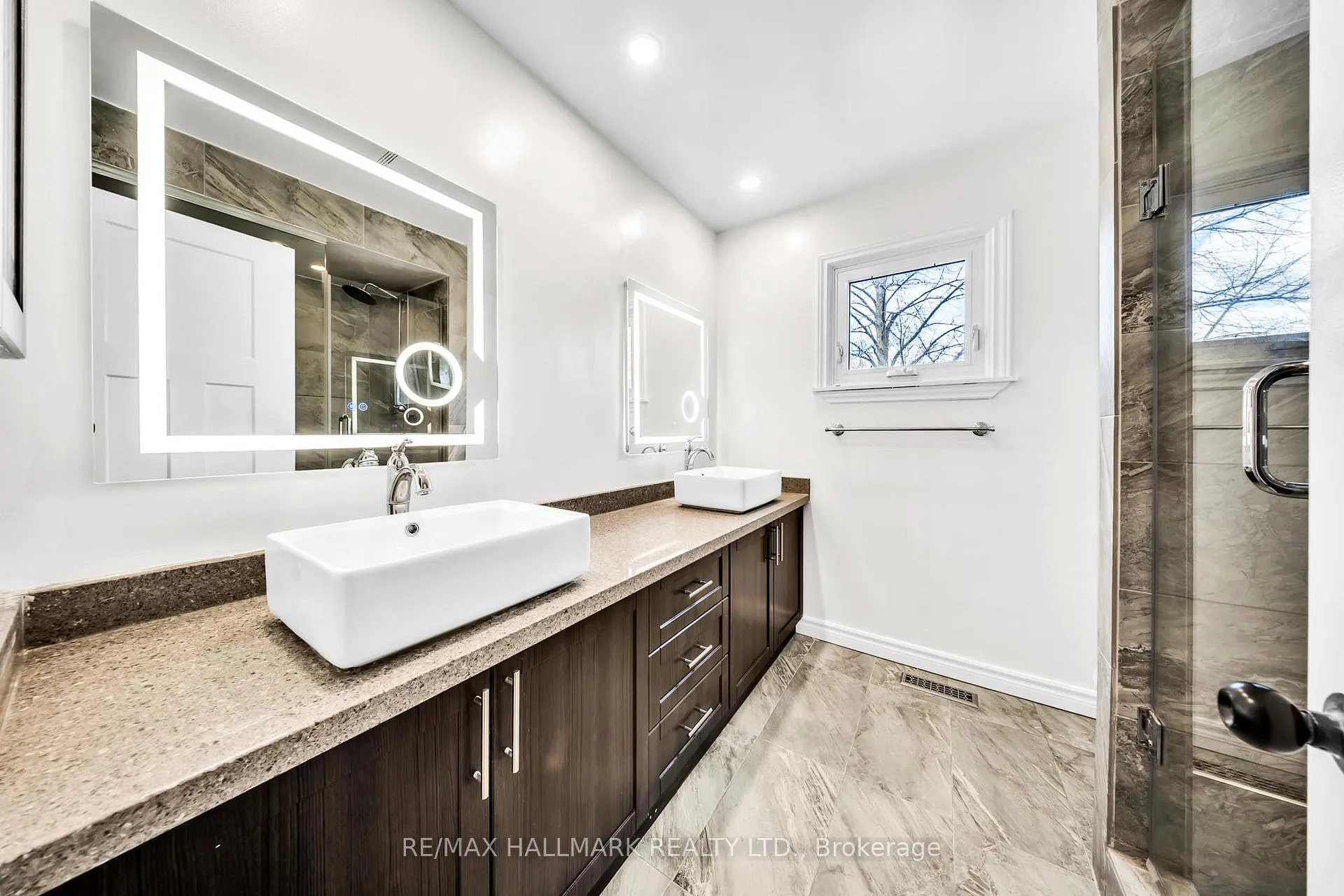 Photo 24 of 29 Petch Crescent, Aurora, Aurora Highlands — HOMEH