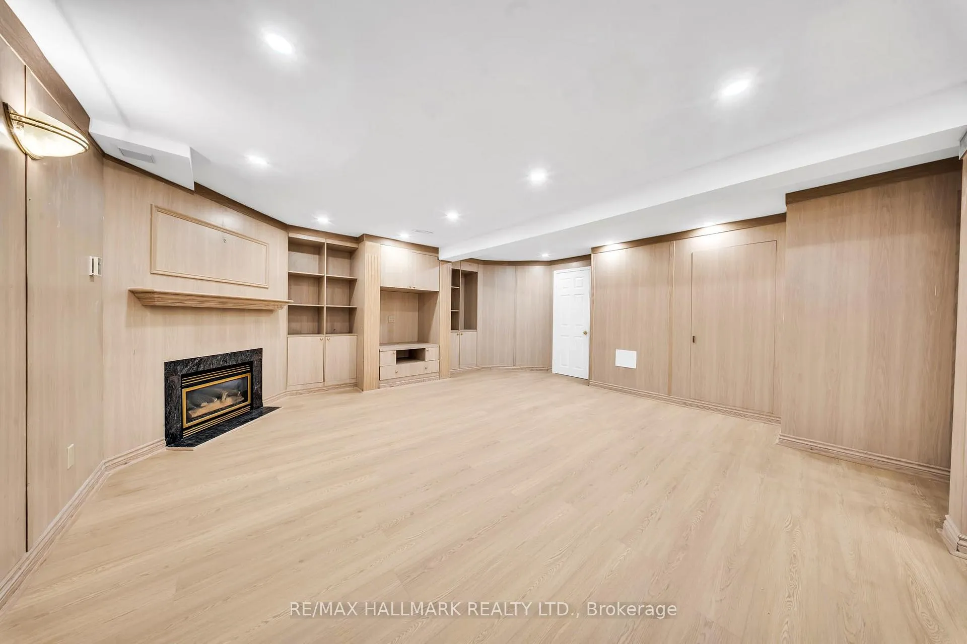 Photo 28 of 29 Petch Crescent, Aurora, Aurora Highlands — HOMEH