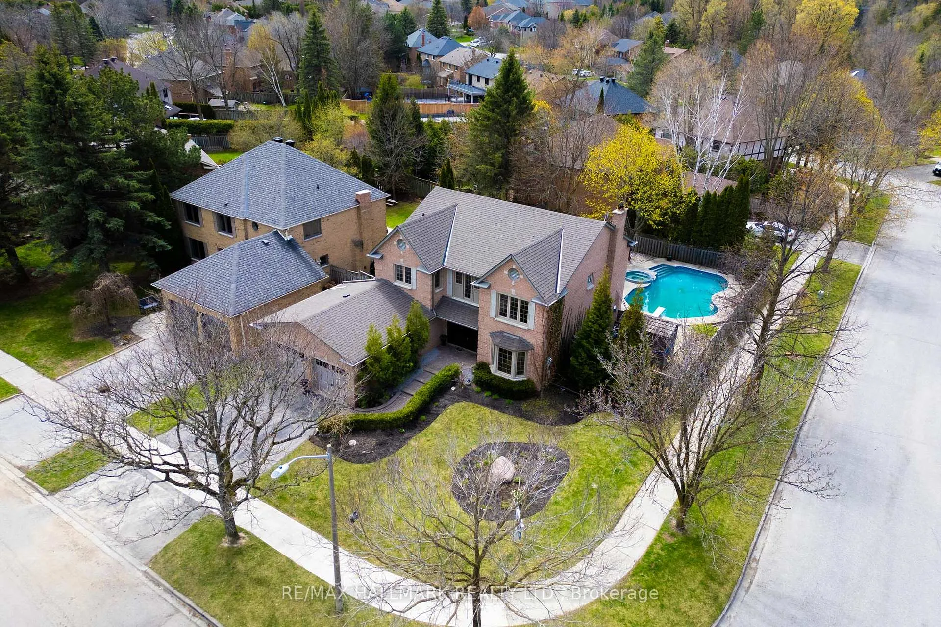 Photo 36 of 29 Petch Crescent, Aurora, Aurora Highlands — HOMEH