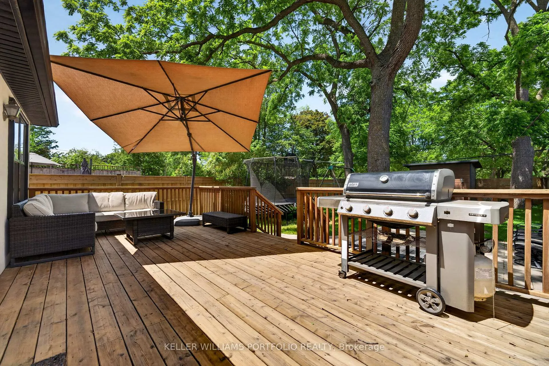 Photo 35 of 12 Glenaden Avenue E, Etobicoke, Stonegate-Queensway — HOMEH