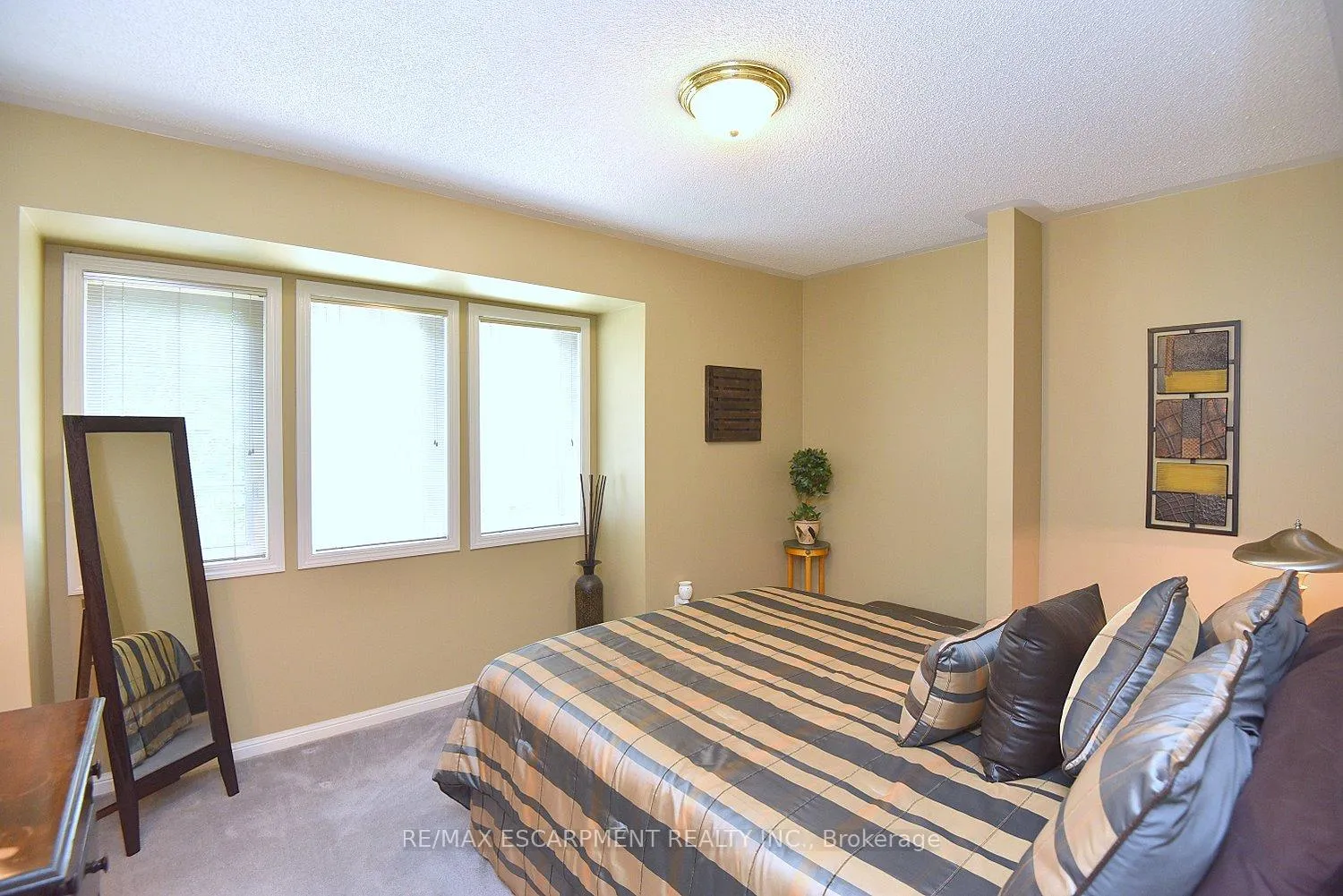 Photo 27 of 5156 Ridgewell Road, Burlington, Orchard — HOMEH