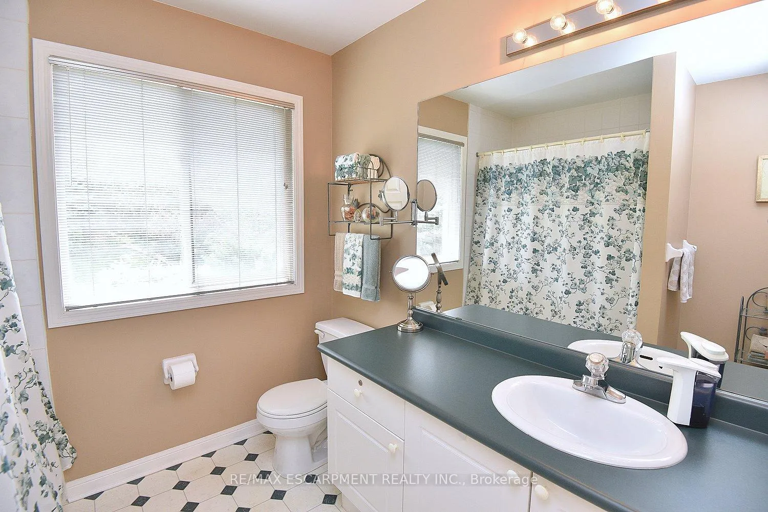 Photo 28 of 5156 Ridgewell Road, Burlington, Orchard — HOMEH