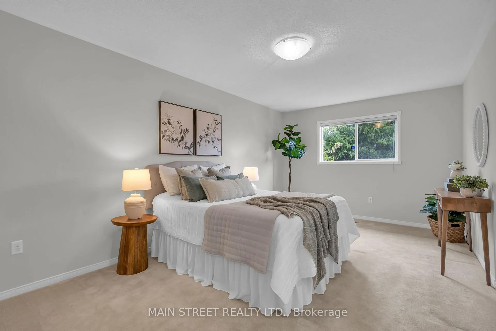 Photo 11 of 137 Clearmeadow Boulevard, Newmarket, Summerhill Estates — HOMEH
