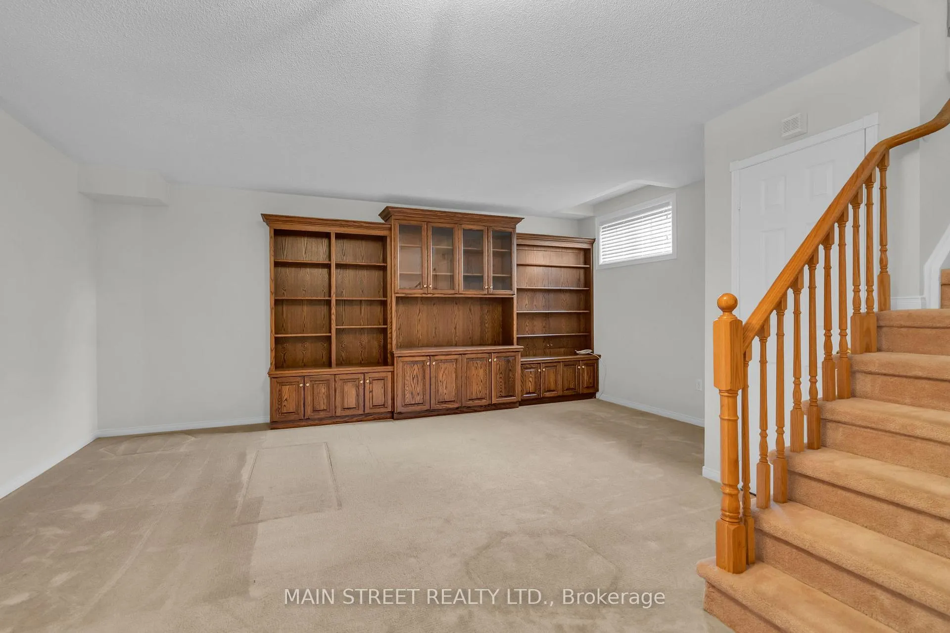 Photo 16 of 137 Clearmeadow Boulevard, Newmarket, Summerhill Estates — HOMEH