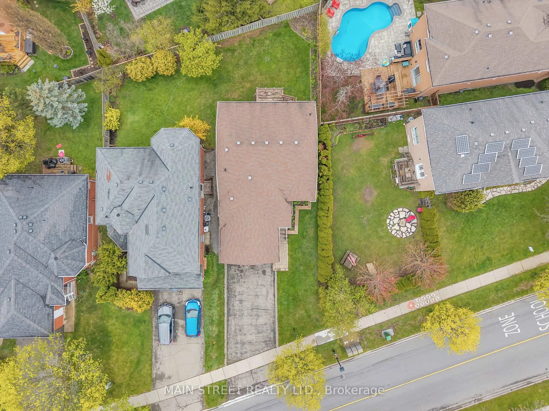 Photo 24 of 137 Clearmeadow Boulevard, Newmarket, Summerhill Estates — HOMEH