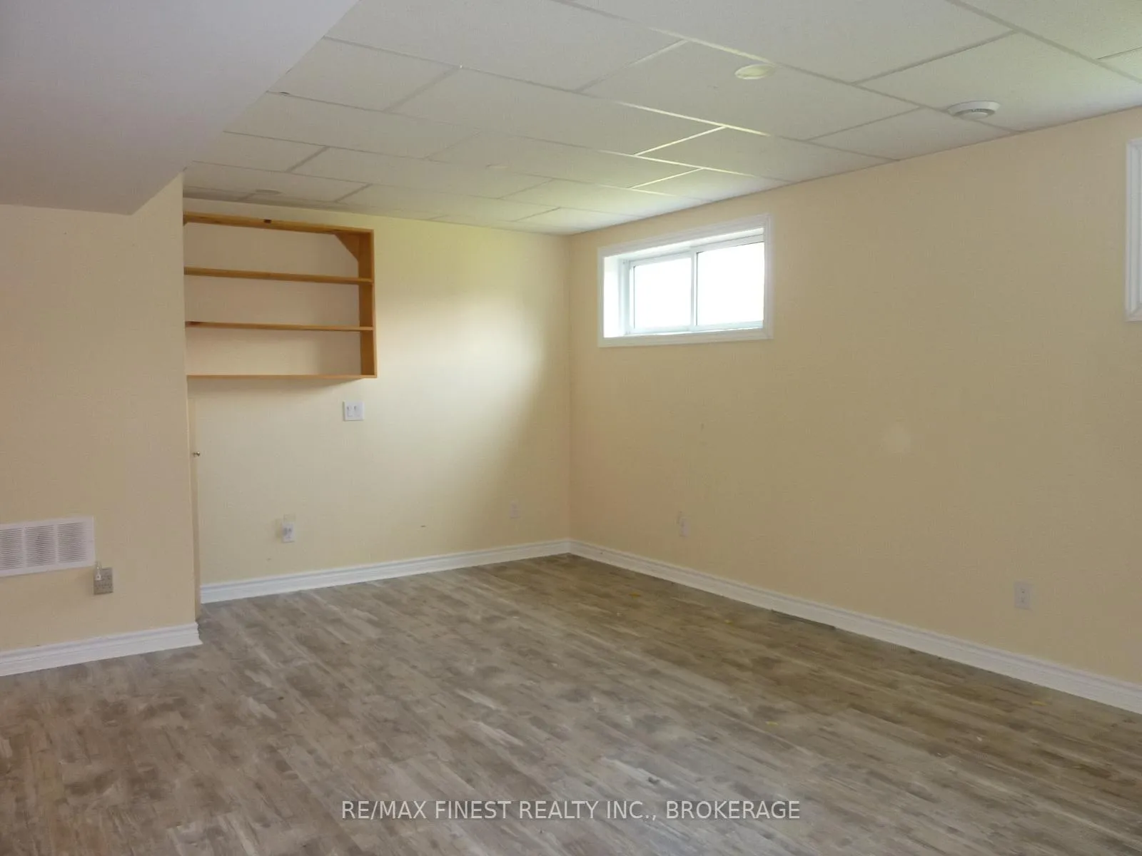 Photo 39 of 3318 Shea Road, Ottawa, Richmond — HOMEH