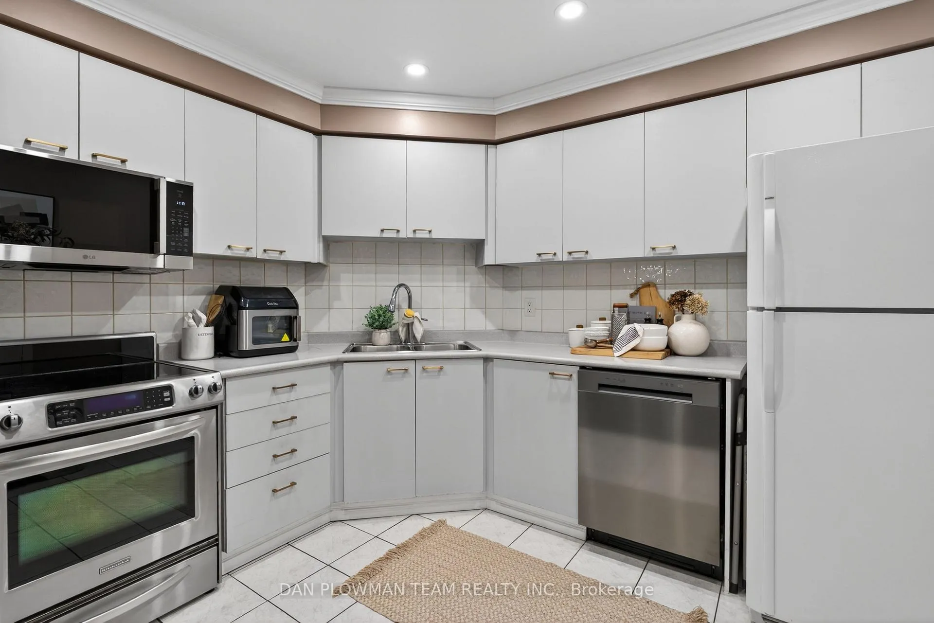 Photo 10 of Unit 609, 1400 The Esplanade Street N, Pickering, Town Centre — HOMEH