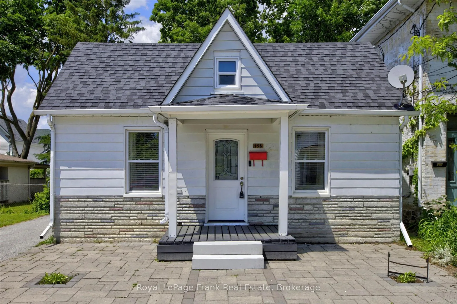 Front of 498 Hopkins Avenue