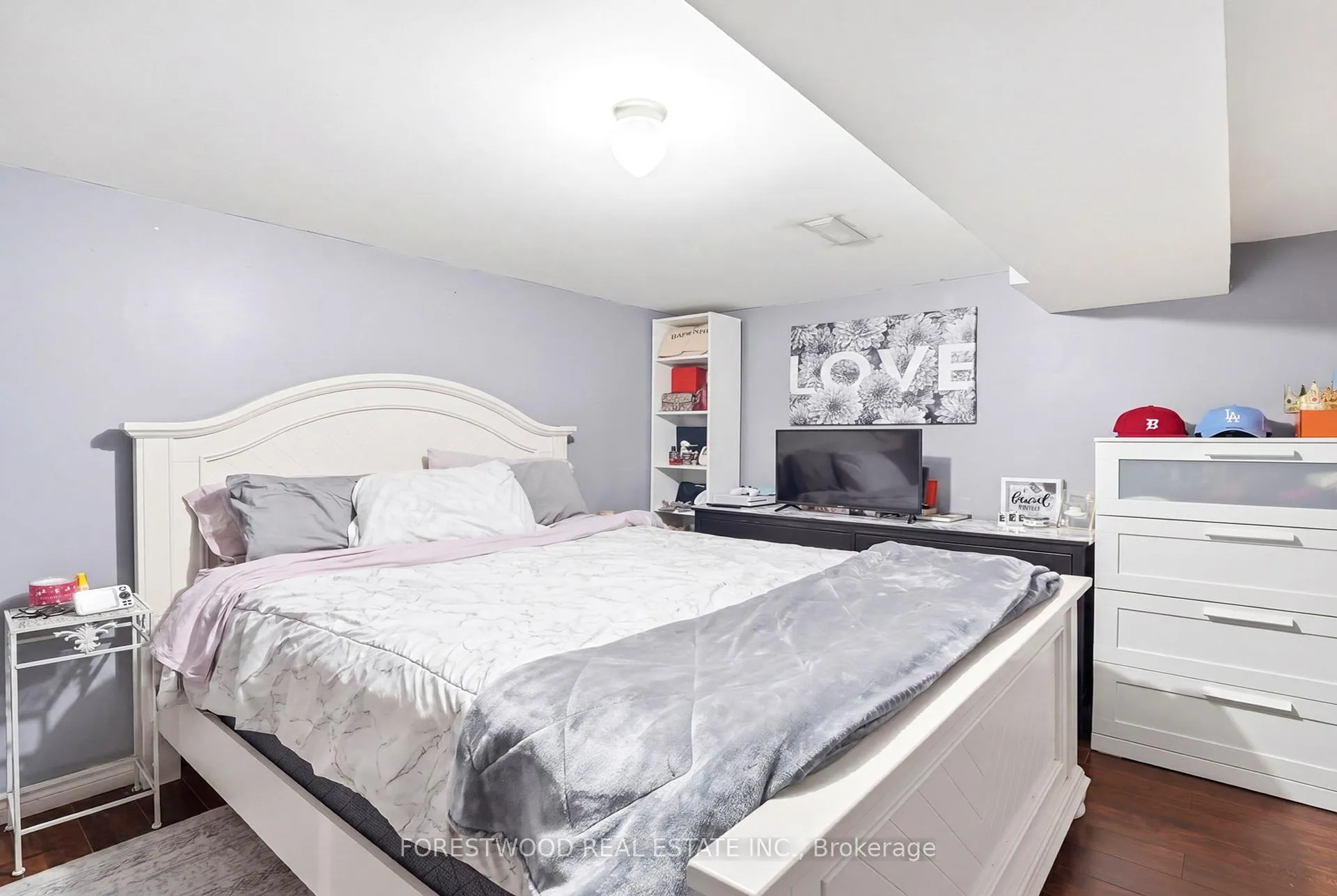 Photo 27 of 3243 Gwendale Crescent, Mississauga, Mississauga Valleys — HOMEH
