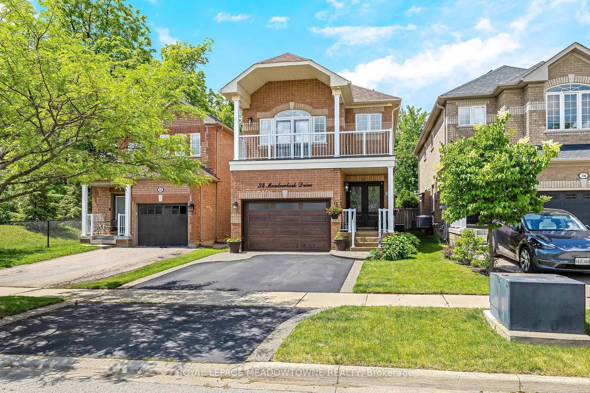 Photo 1 of 34 Meadowlark Drive, Halton Hills, Georgetown — HOMEH