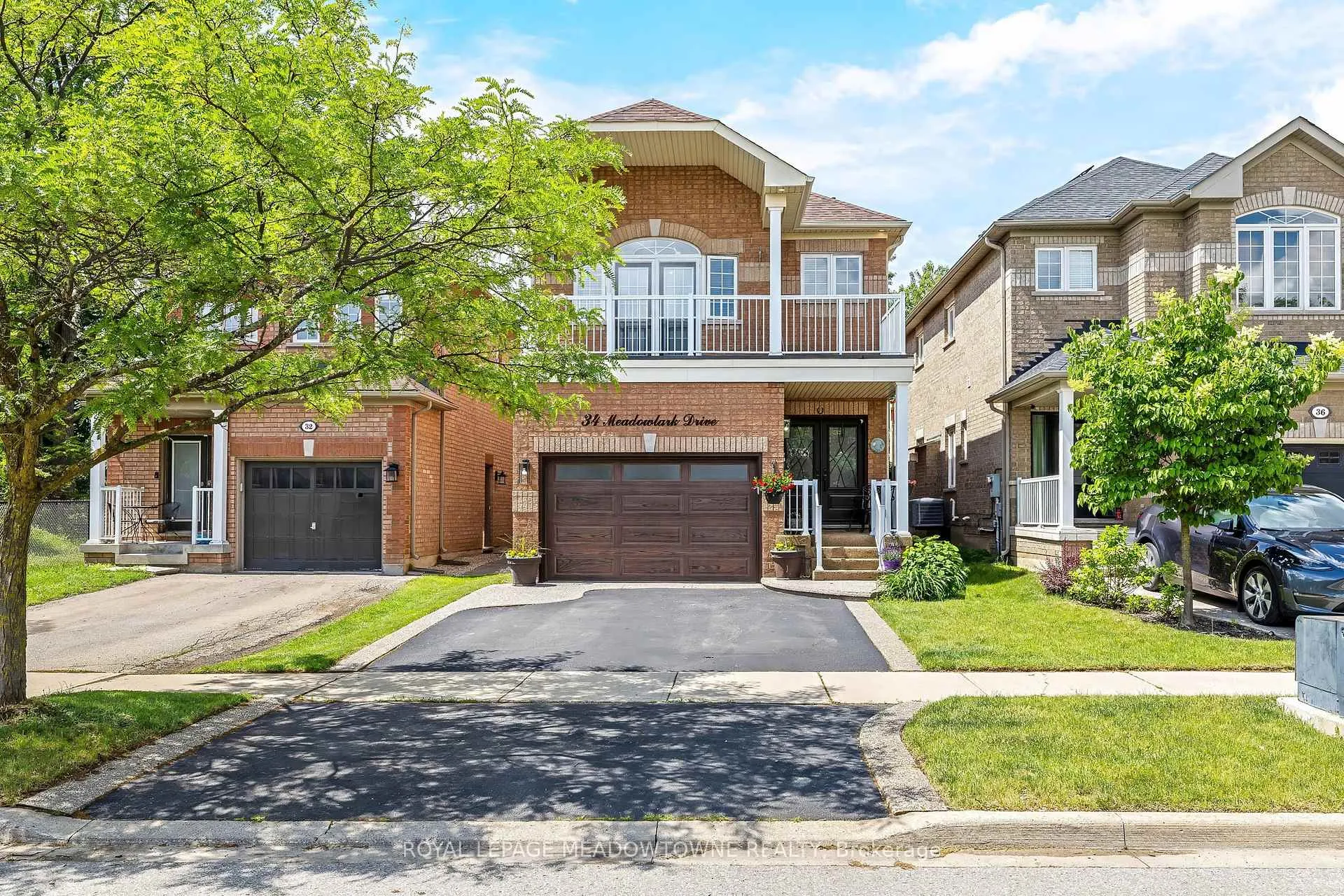 Photo 2 of 34 Meadowlark Drive, Halton Hills, Georgetown — HOMEH