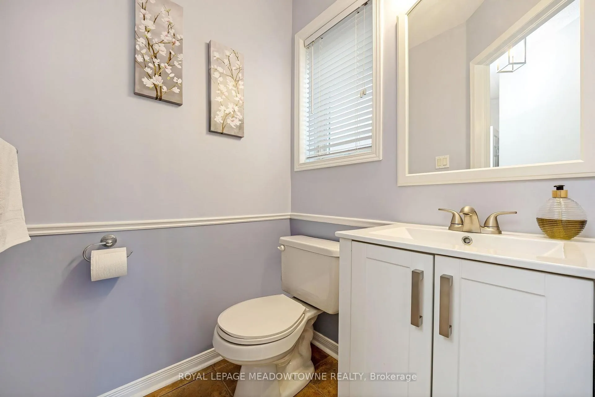 Photo 16 of 34 Meadowlark Drive, Halton Hills, Georgetown — HOMEH