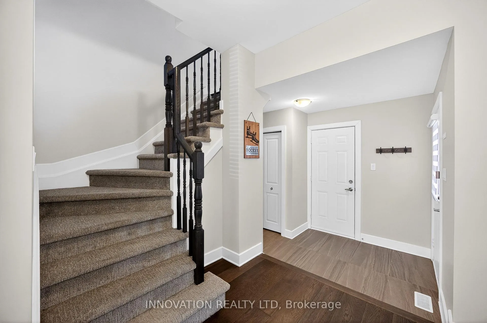 Photo 7 of 207 Bert Hall Street, Arnprior, Arnprior — HOMEH