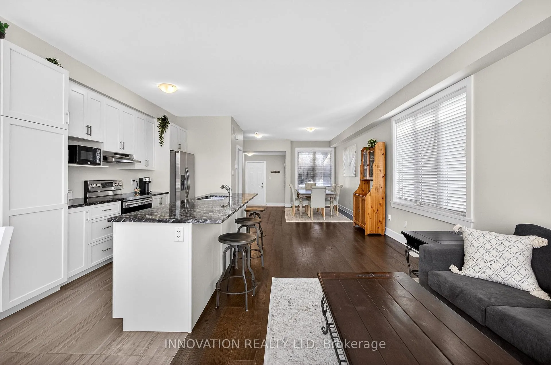 Photo 14 of 207 Bert Hall Street, Arnprior, Arnprior — HOMEH