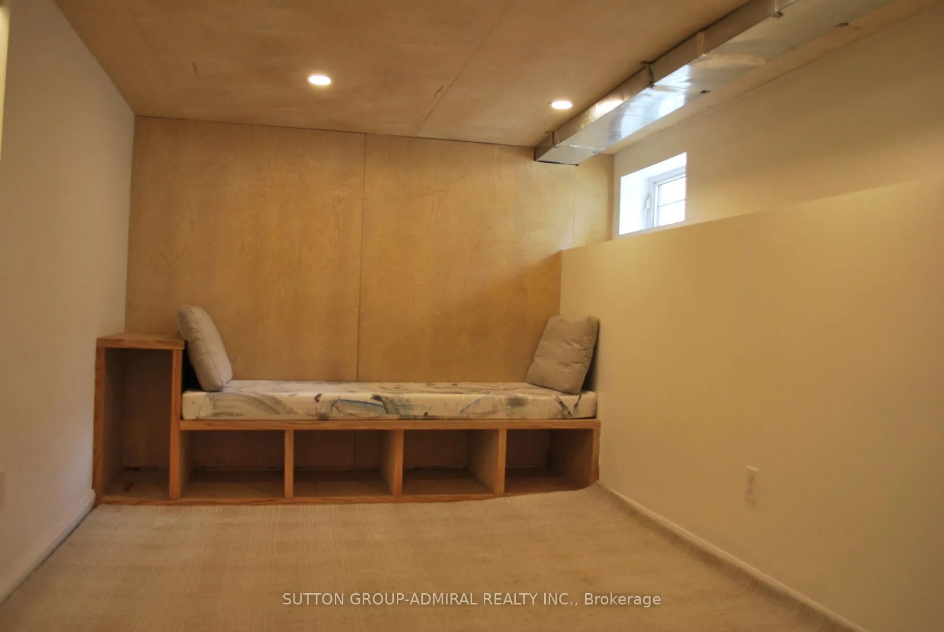Photo 33 of 101 Laughton Avenue, Toronto, Weston-Pellam Park — HOMEH