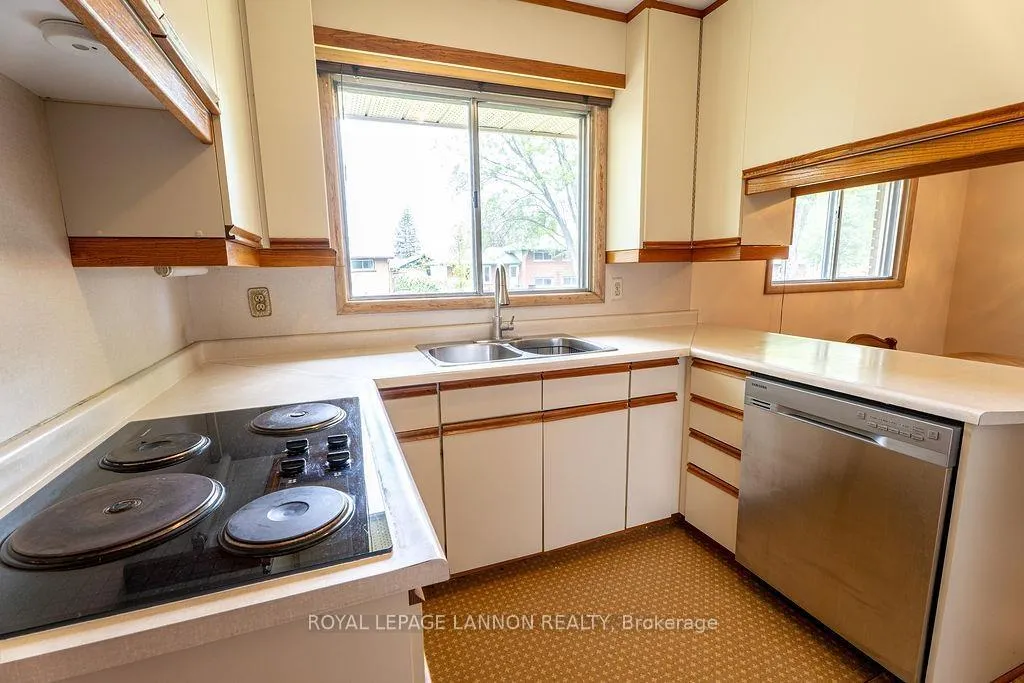 Photo 7 of 436 Amethyst Crescent, Thunder Bay, Northwood Park — HOMEH