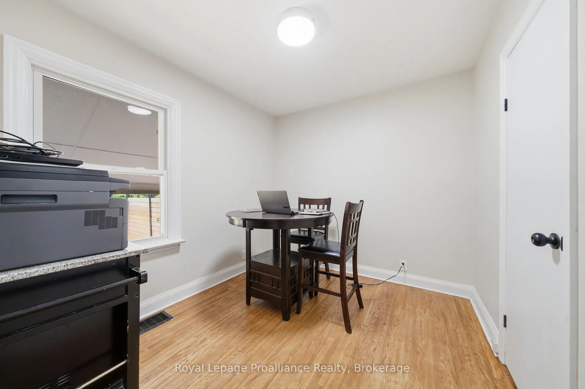 Photo 20 of 41 Tracey Street, Belleville, Belleville Ward — HOMEH