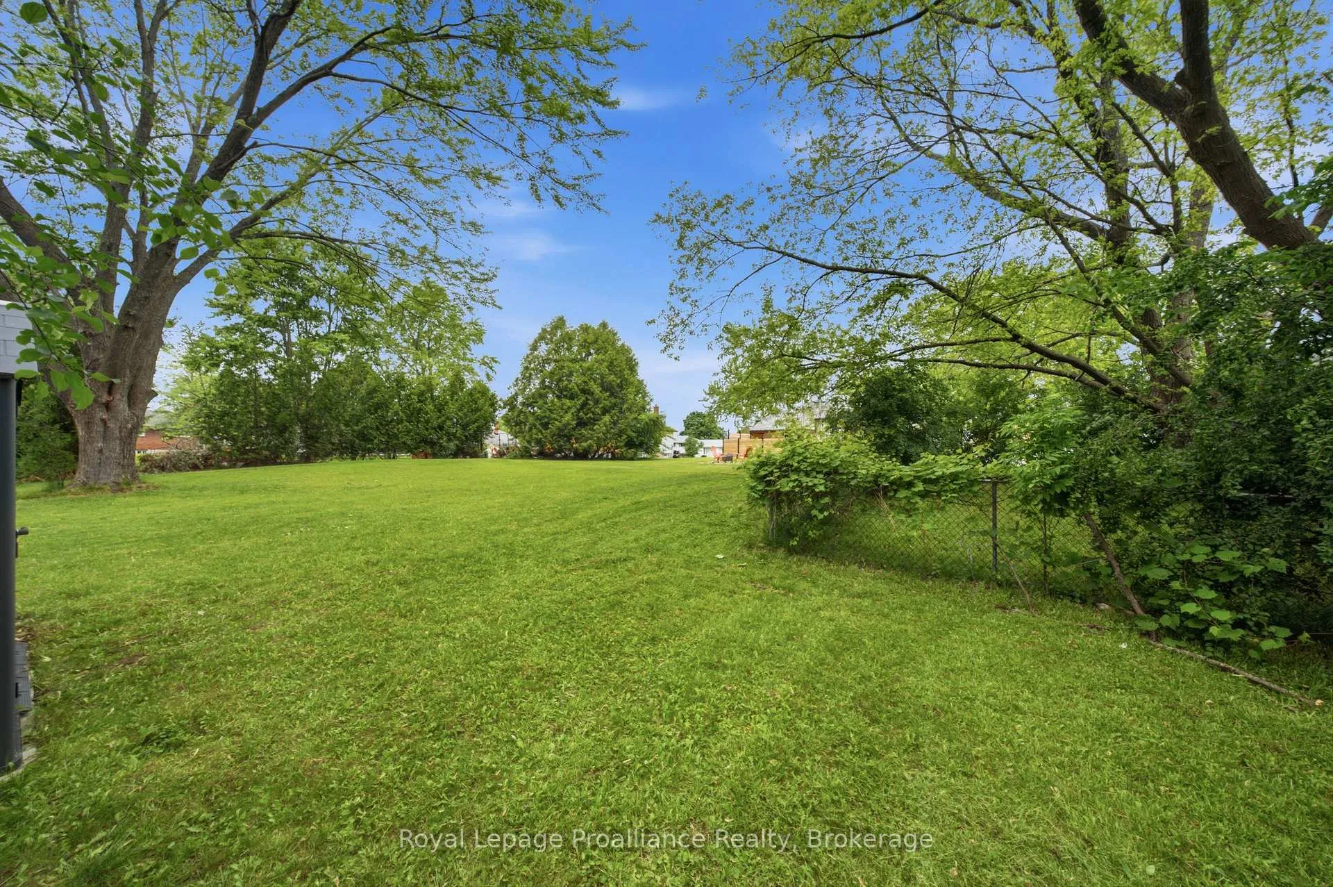 Photo 36 of 41 Tracey Street, Belleville, Belleville Ward — HOMEH