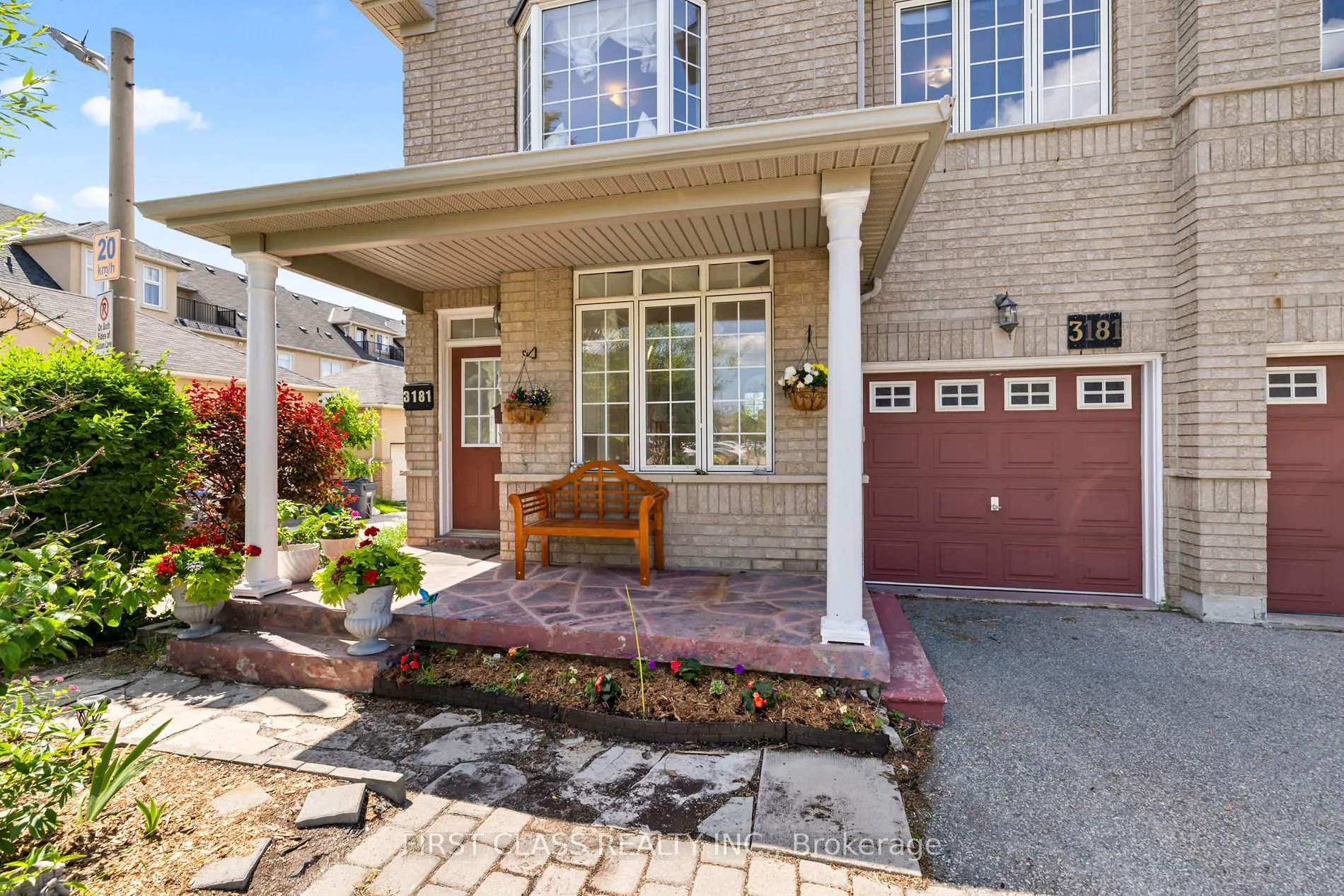 Photo 2 of 3181 Bentley Drive W, Mississauga, Churchill Meadows — HOMEH