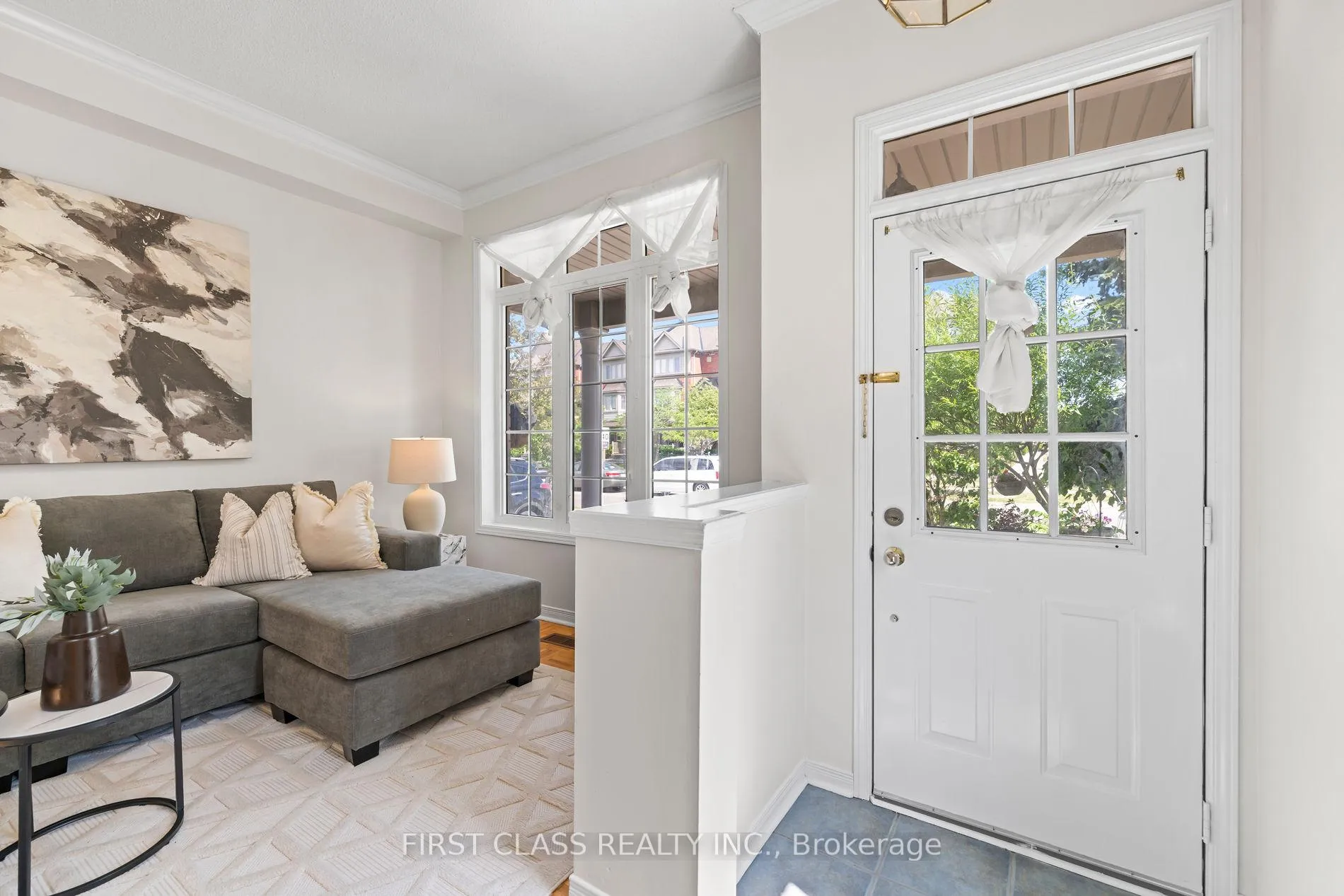 Photo 4 of 3181 Bentley Drive W, Mississauga, Churchill Meadows — HOMEH