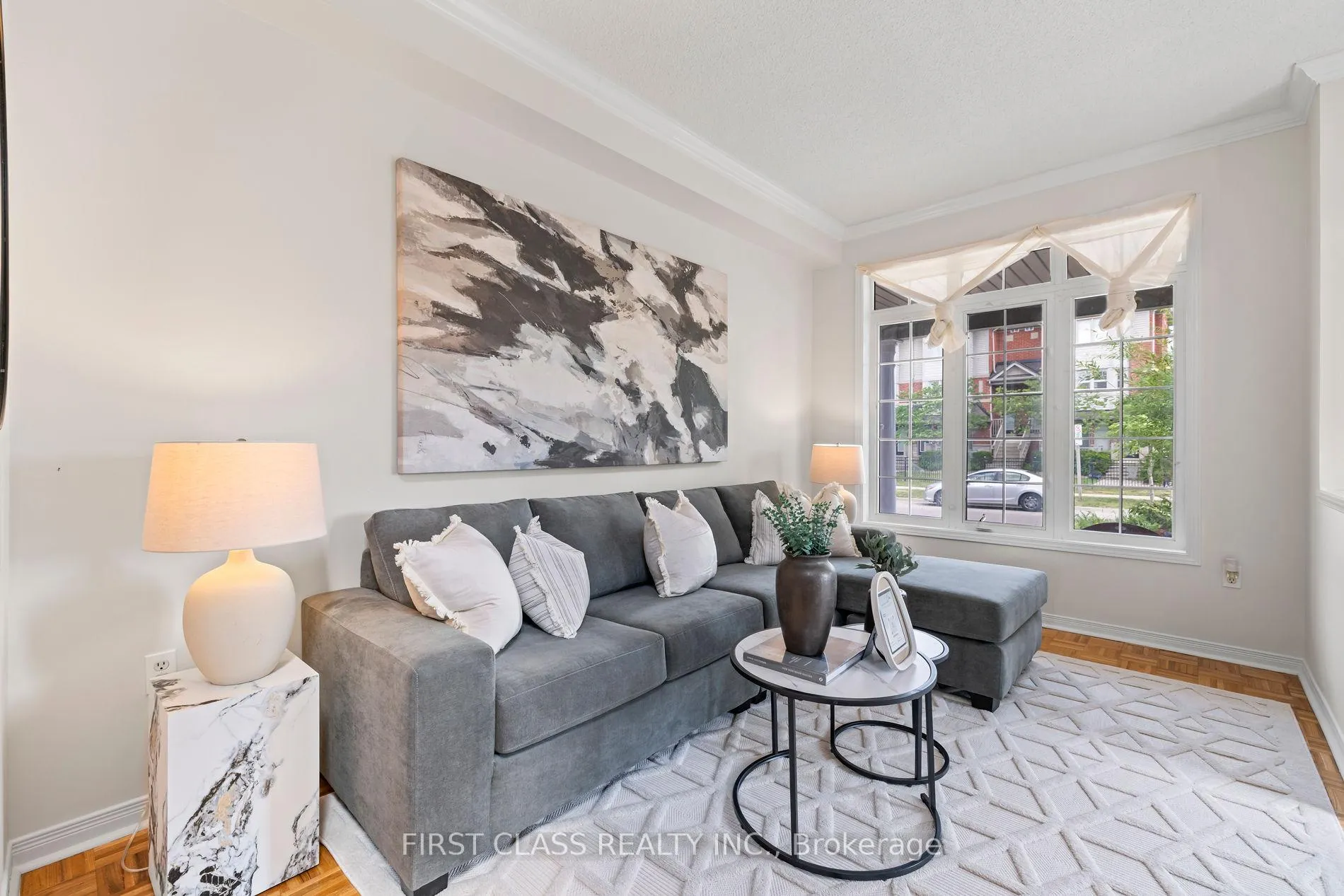 Photo 5 of 3181 Bentley Drive W, Mississauga, Churchill Meadows — HOMEH
