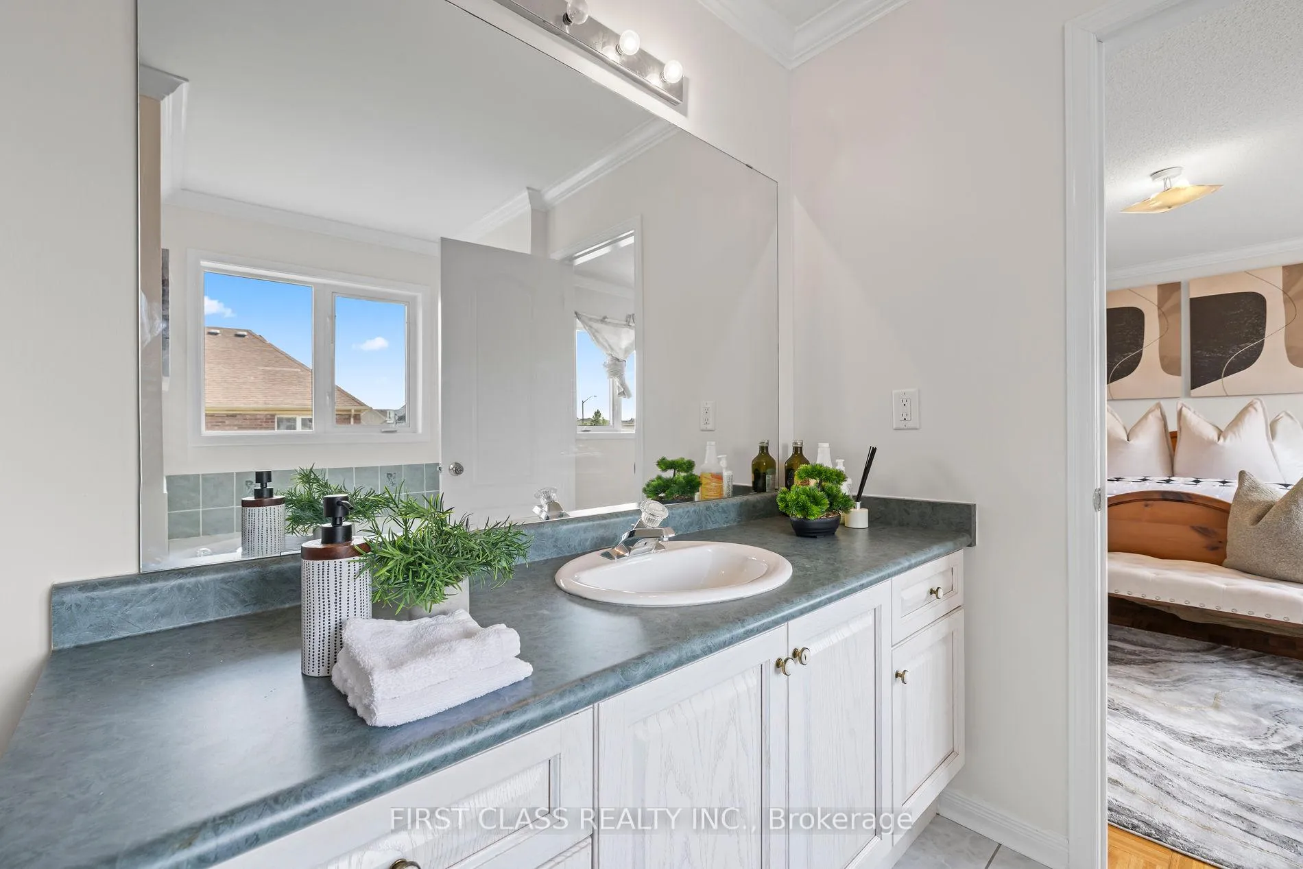 Photo 33 of 3181 Bentley Drive W, Mississauga, Churchill Meadows — HOMEH