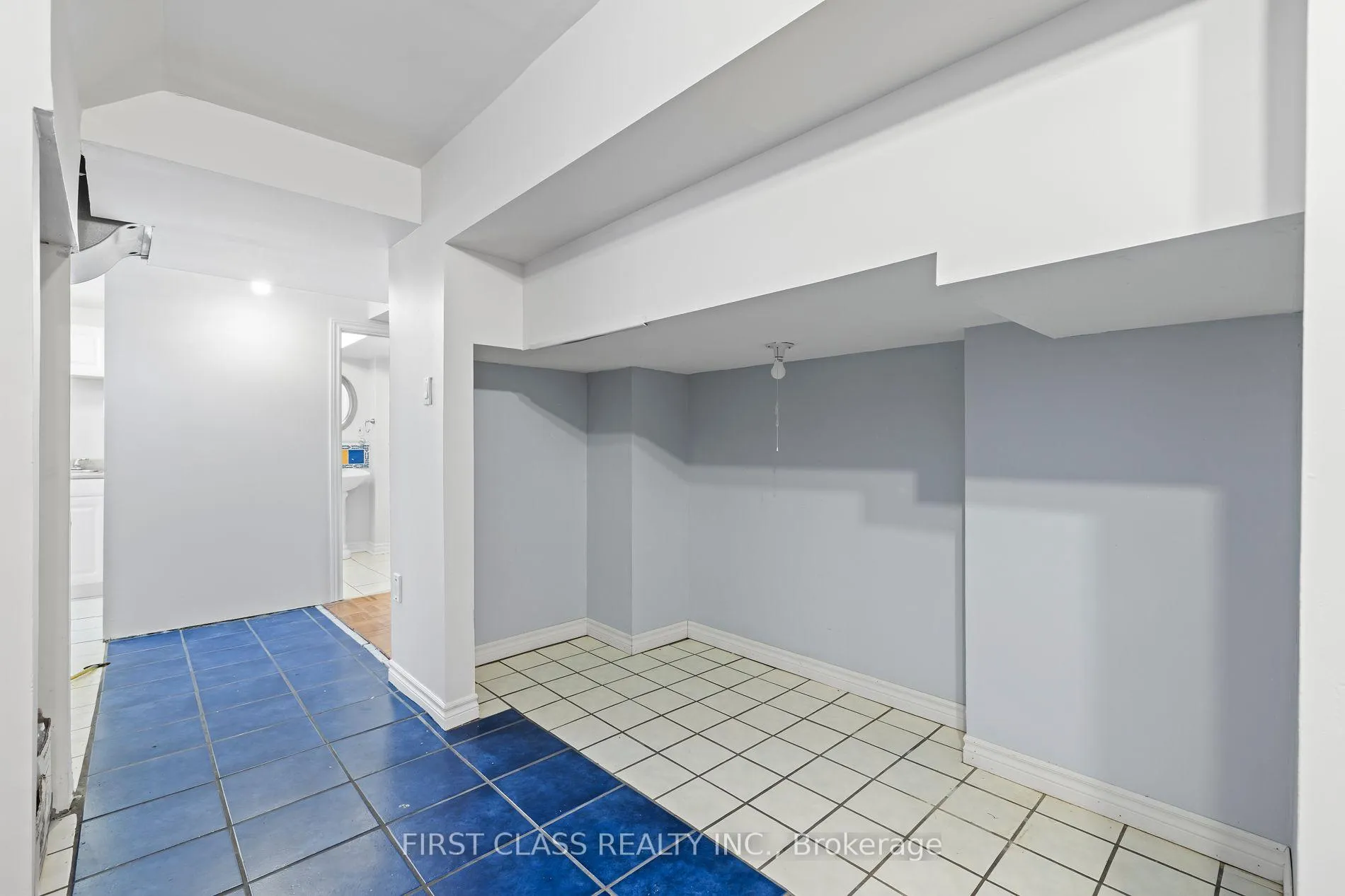 Photo 36 of 3181 Bentley Drive W, Mississauga, Churchill Meadows — HOMEH