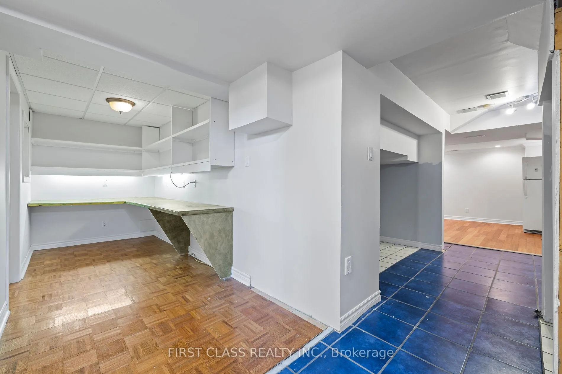 Photo 37 of 3181 Bentley Drive W, Mississauga, Churchill Meadows — HOMEH