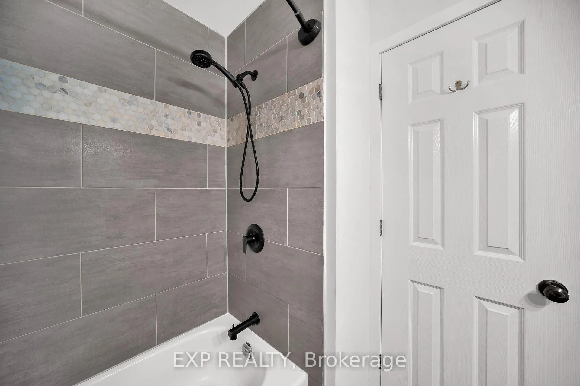 Photo 21 of 436 Claridge Drive, Ottawa, Barrhaven - Longfields — HOMEH