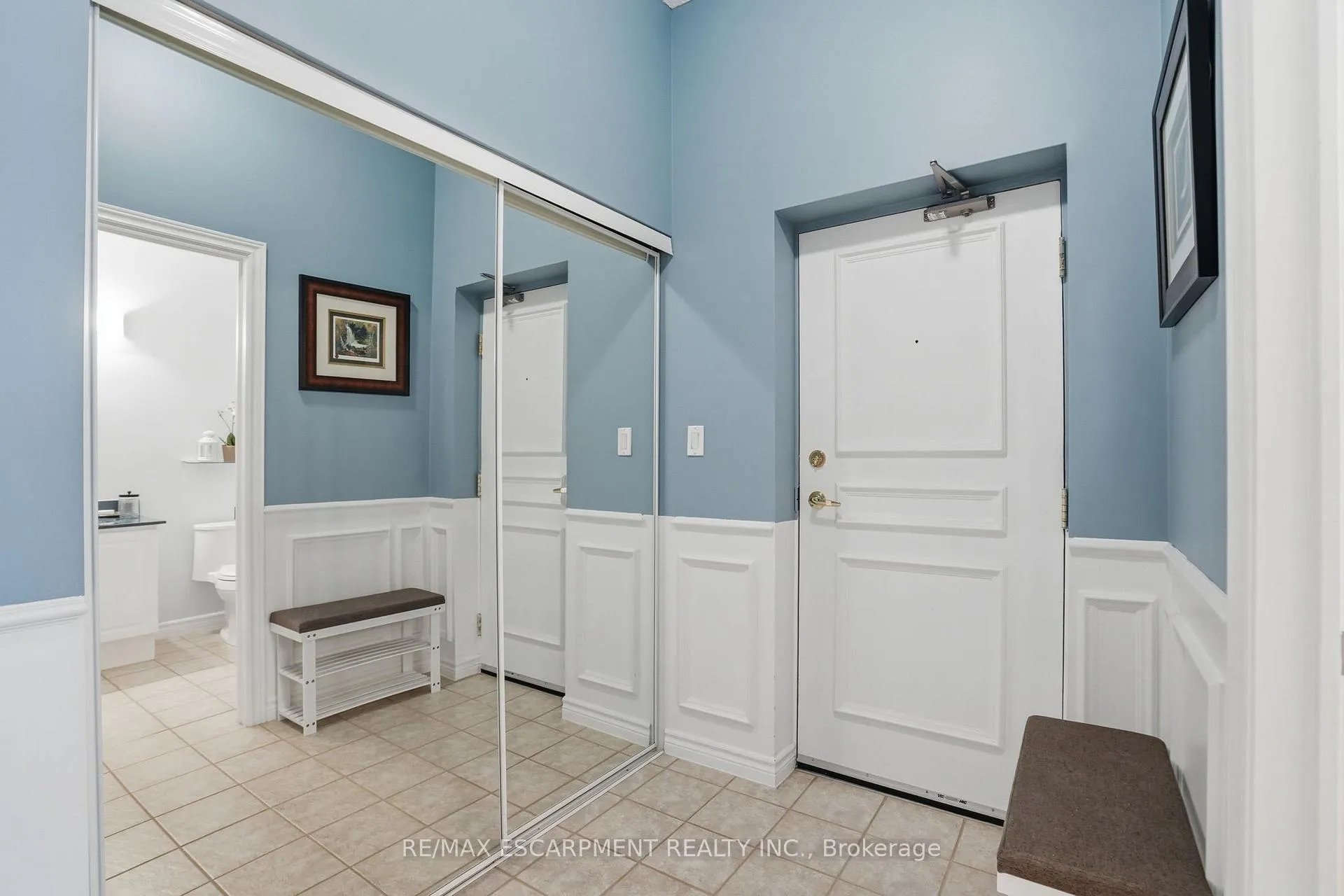 Photo 3 of Unit 219, 262 Dundas Street E, Hamilton, Waterdown — HOMEH