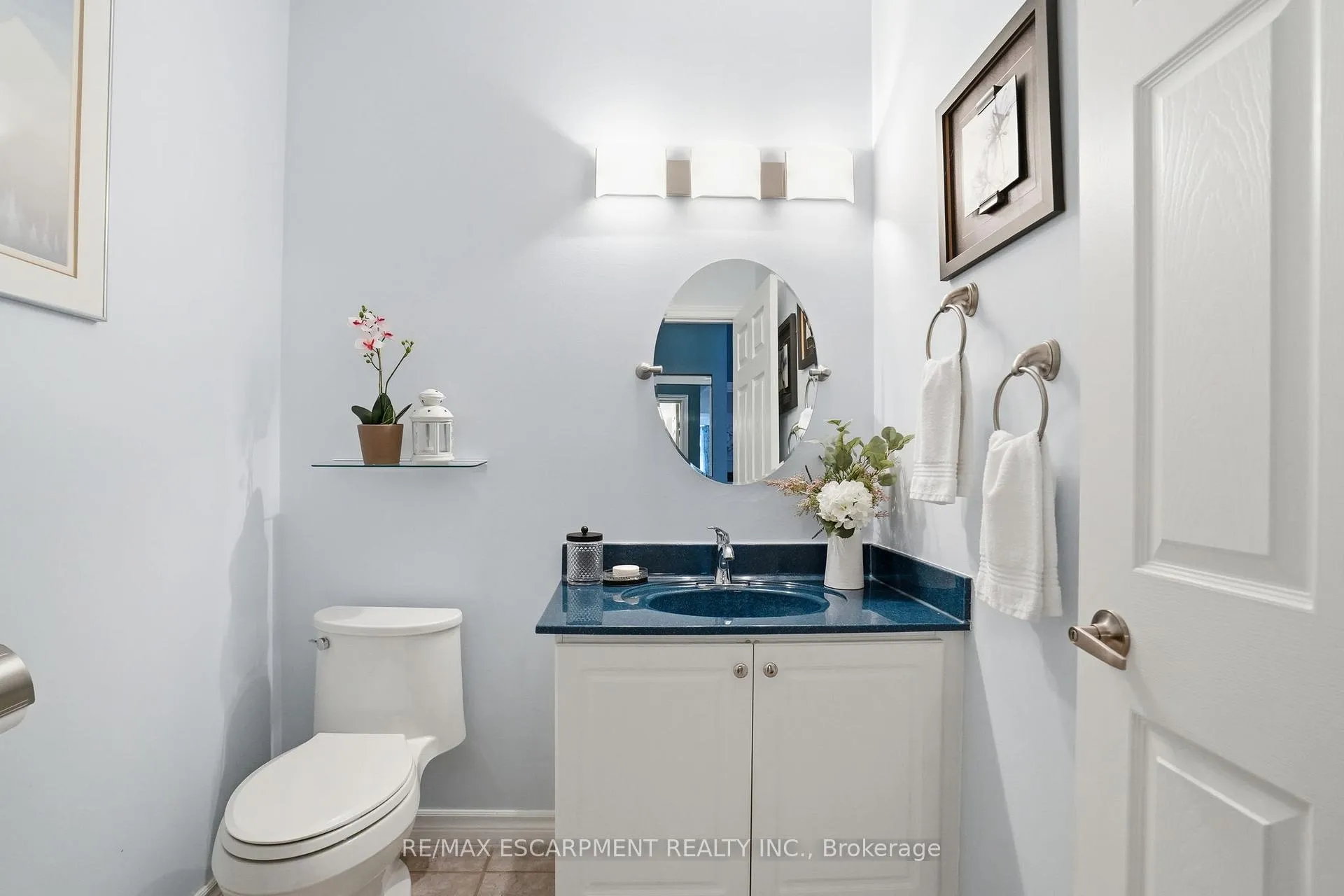 Photo 5 of Unit 219, 262 Dundas Street E, Hamilton, Waterdown — HOMEH