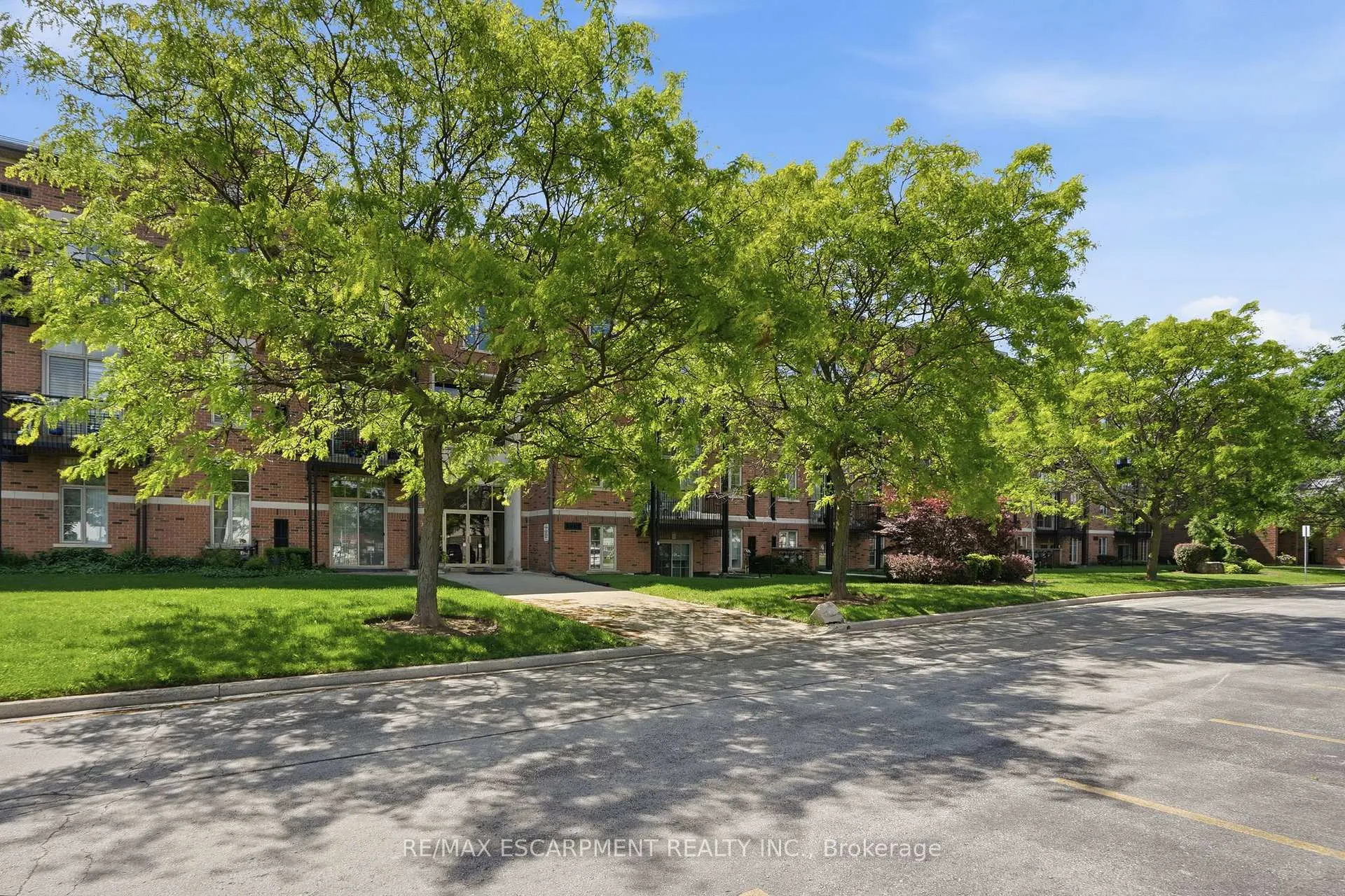 Photo 25 of Unit 219, 262 Dundas Street E, Hamilton, Waterdown — HOMEH