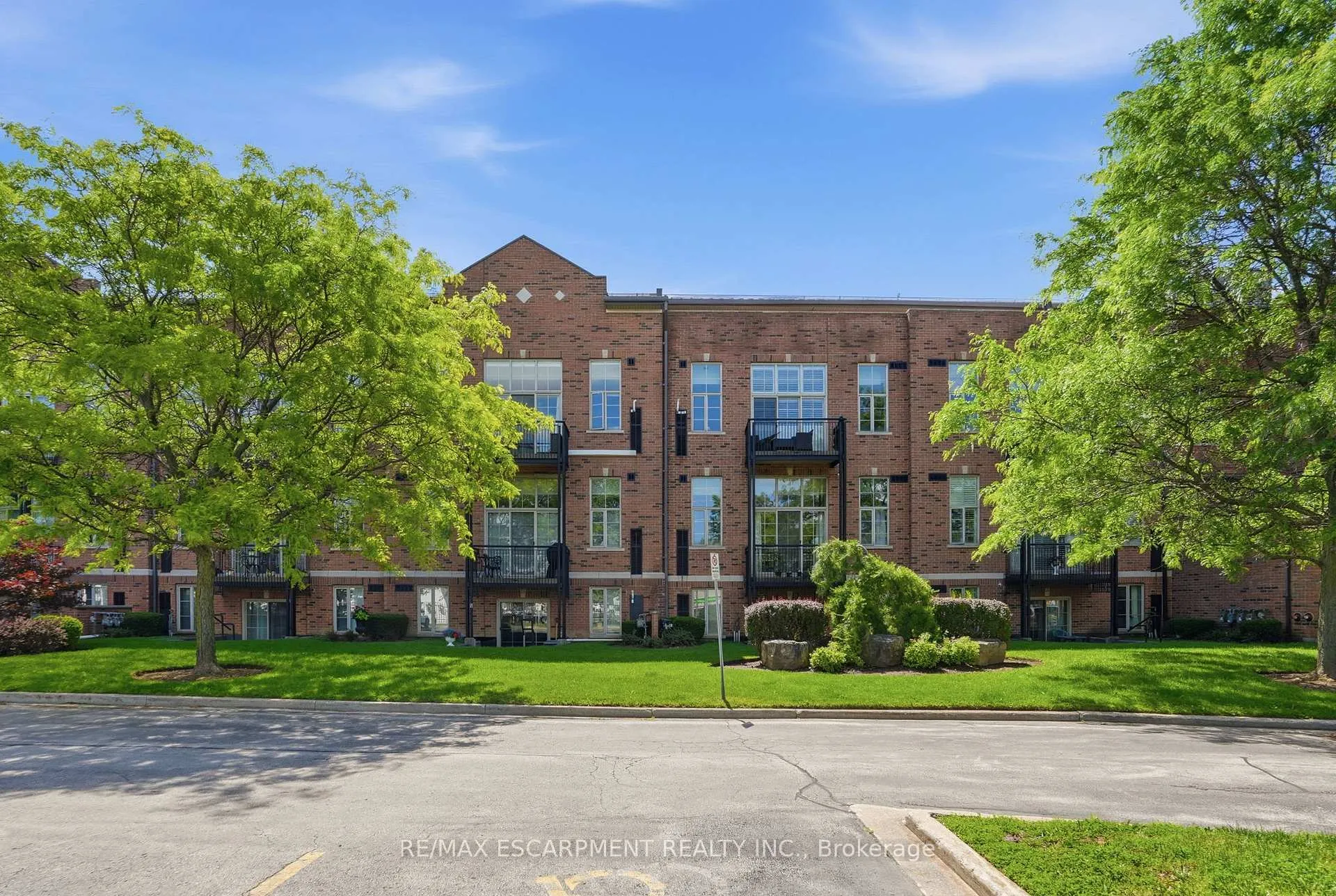 Photo 26 of Unit 219, 262 Dundas Street E, Hamilton, Waterdown — HOMEH