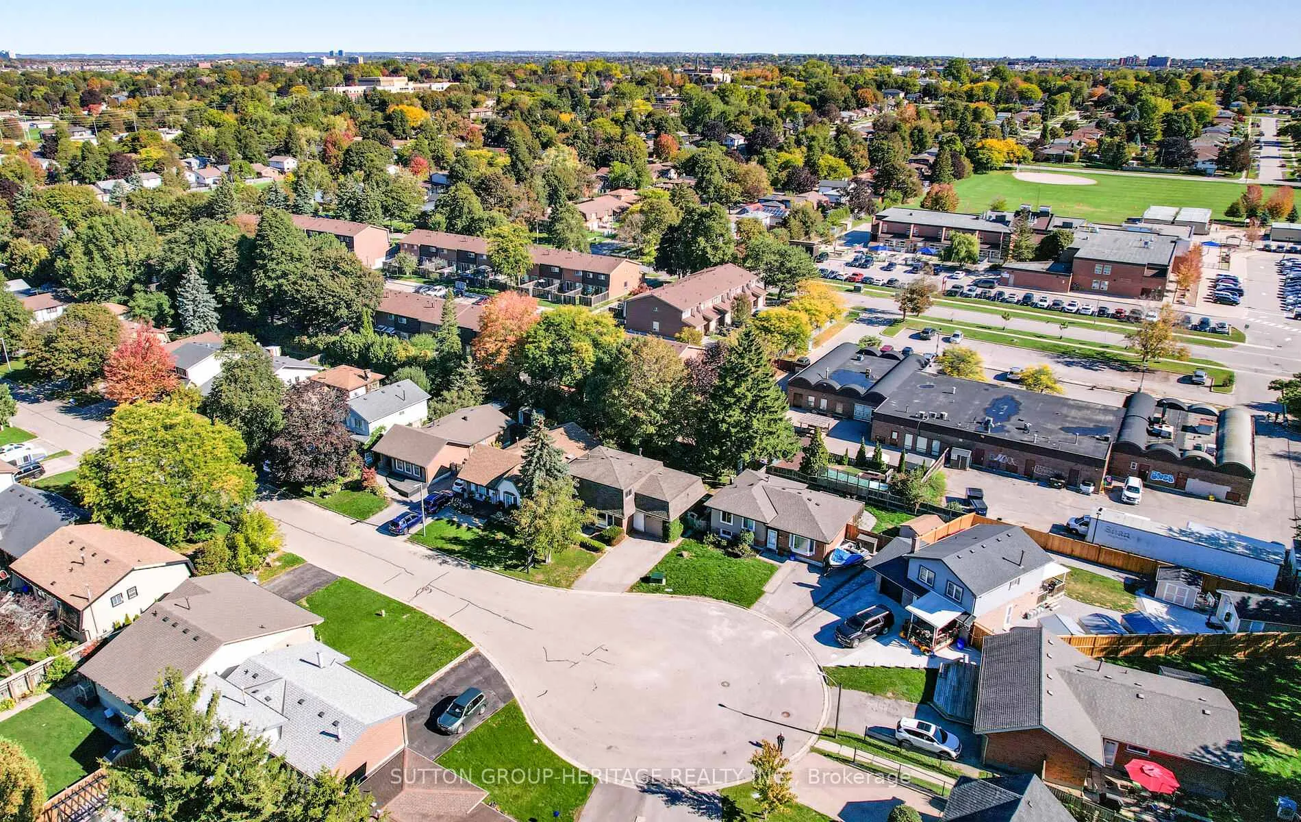 Photo 34 of 29 Glenmount Court, Whitby, Lynde Creek — HOMEH