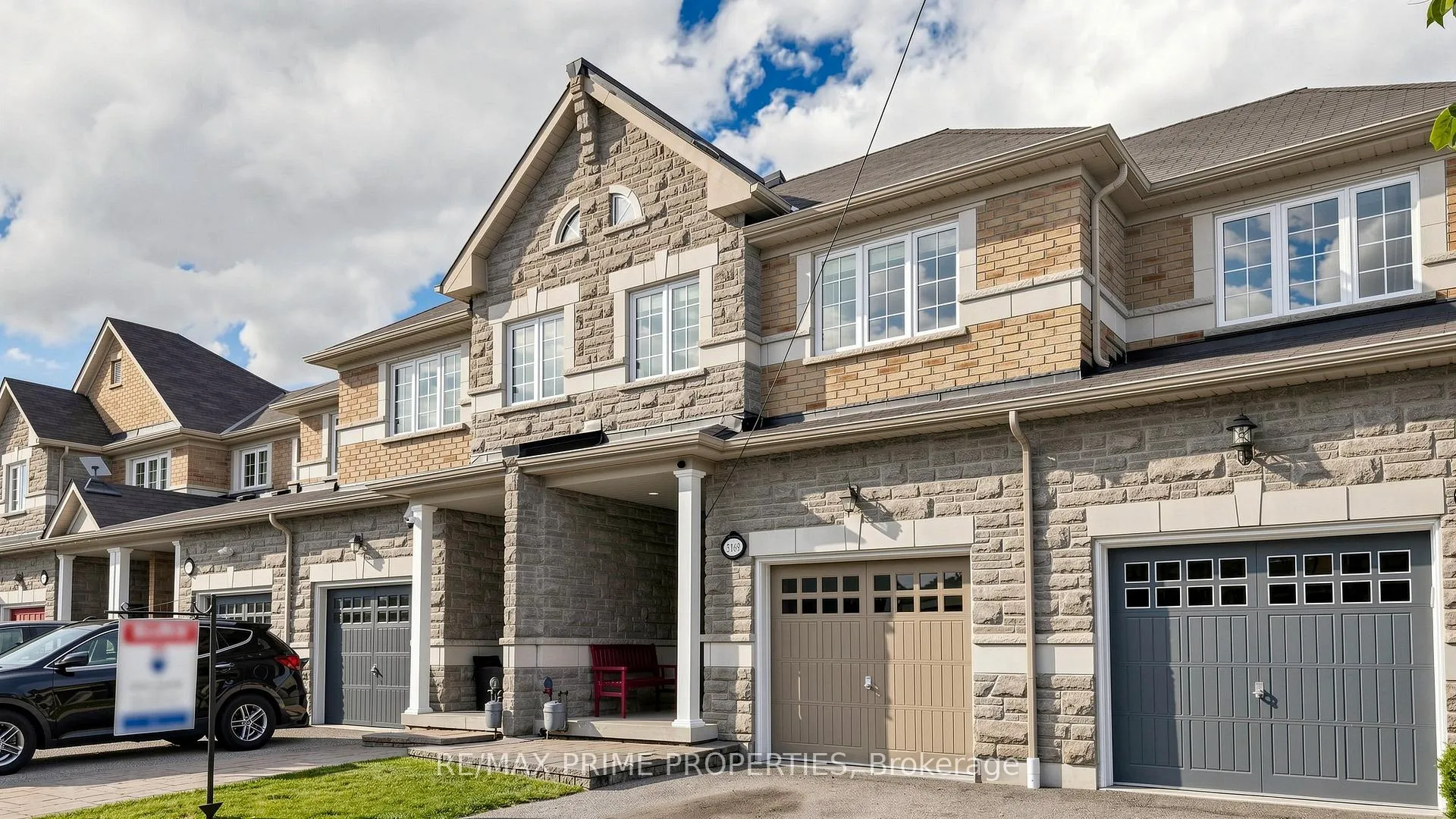 Photo 2 of 5169 Angel Stone Drive, Mississauga, Churchill Meadows — HOMEH